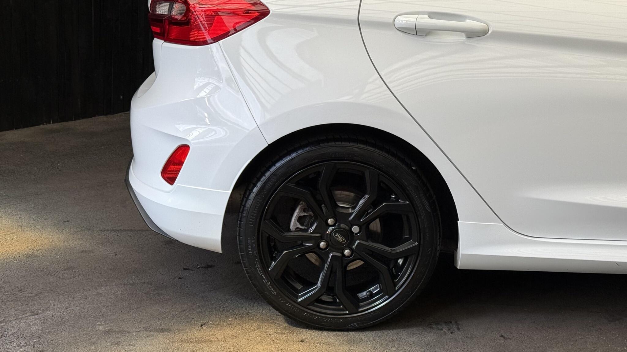 Ford Fiesta view 17
