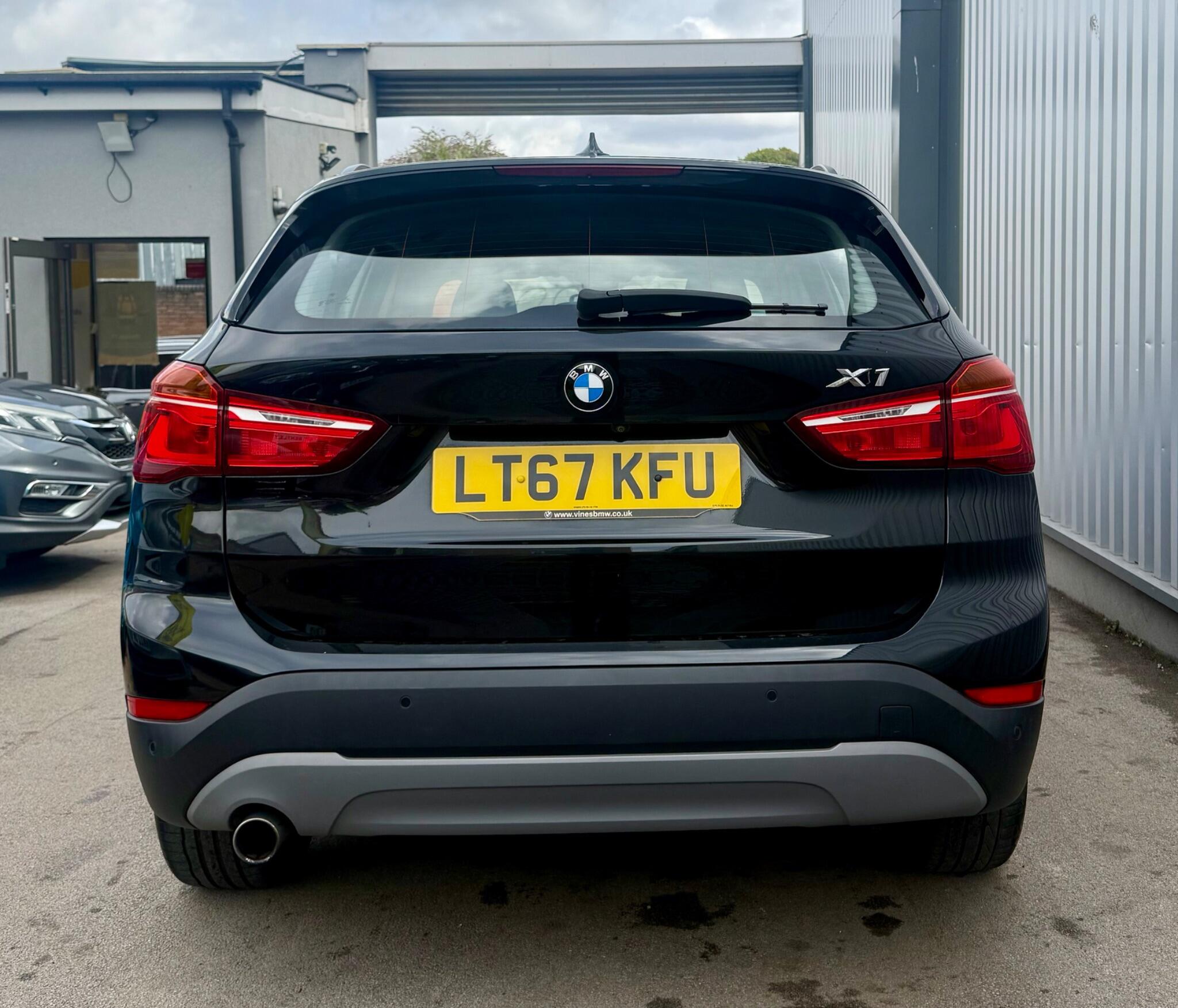 BMW X1 view 7