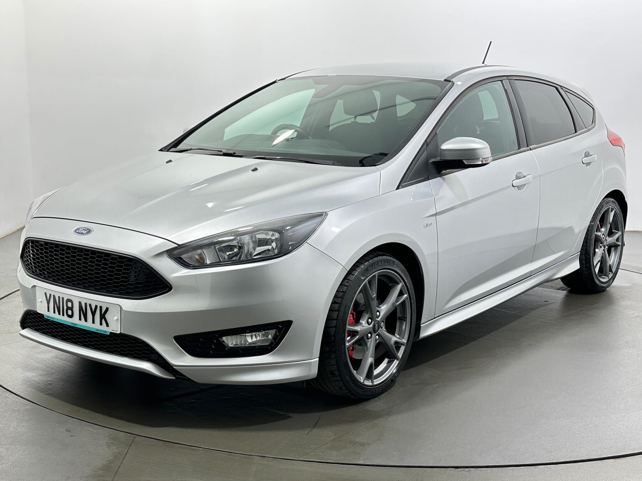 Ford Focus view 4
