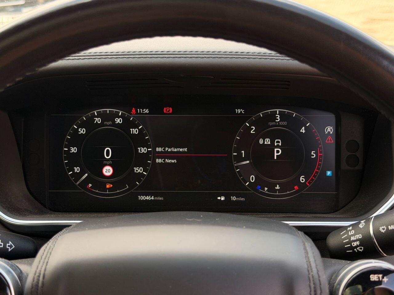 Land Rover Range Rover view 39