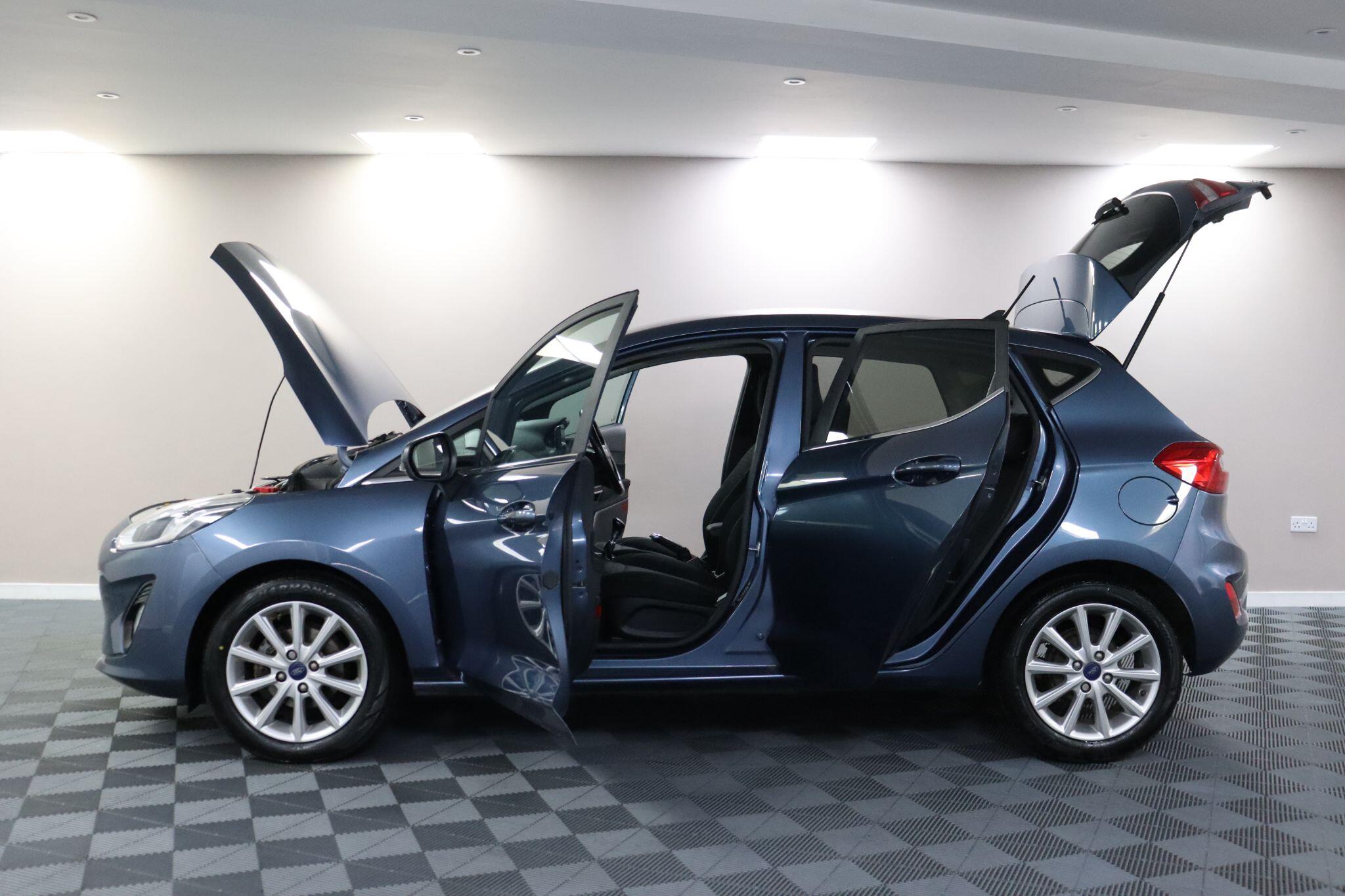 Ford Fiesta view 6