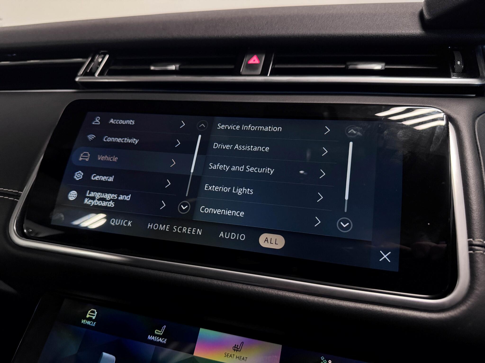 Land Rover Range Rover Velar view 63
