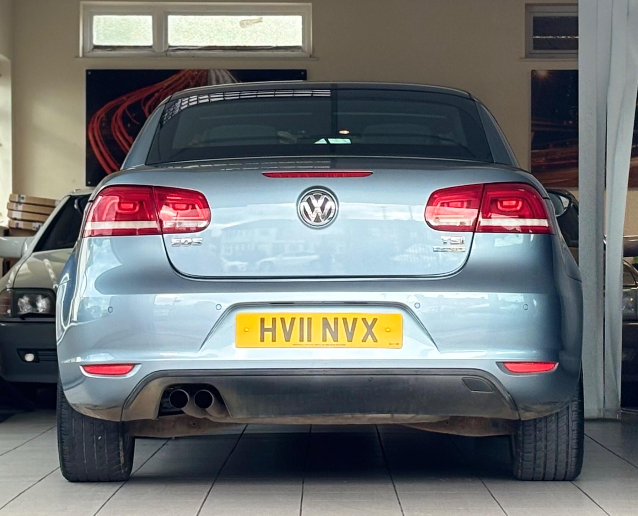 Volkswagen Eos view 10