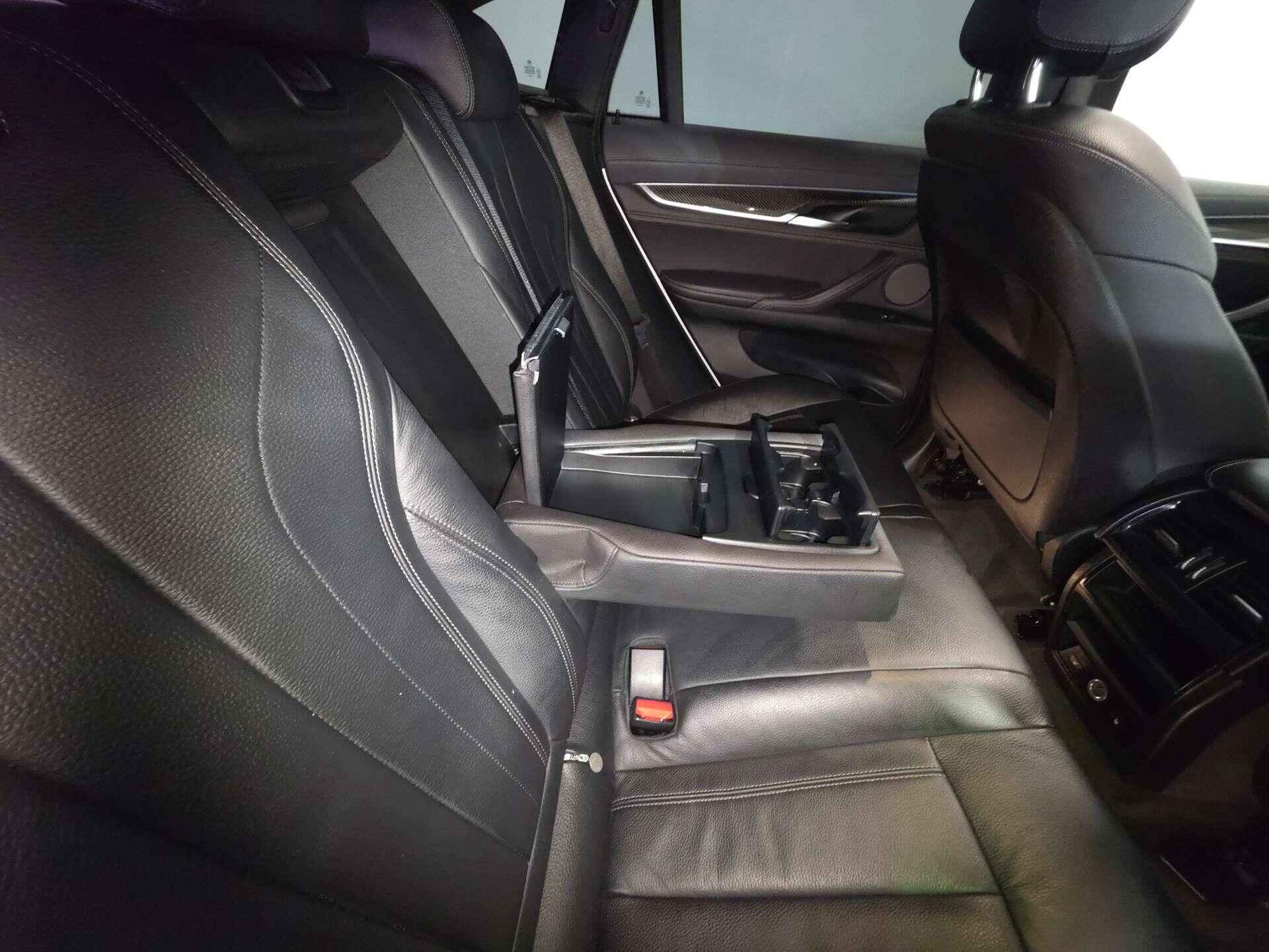 BMW X6 view 63