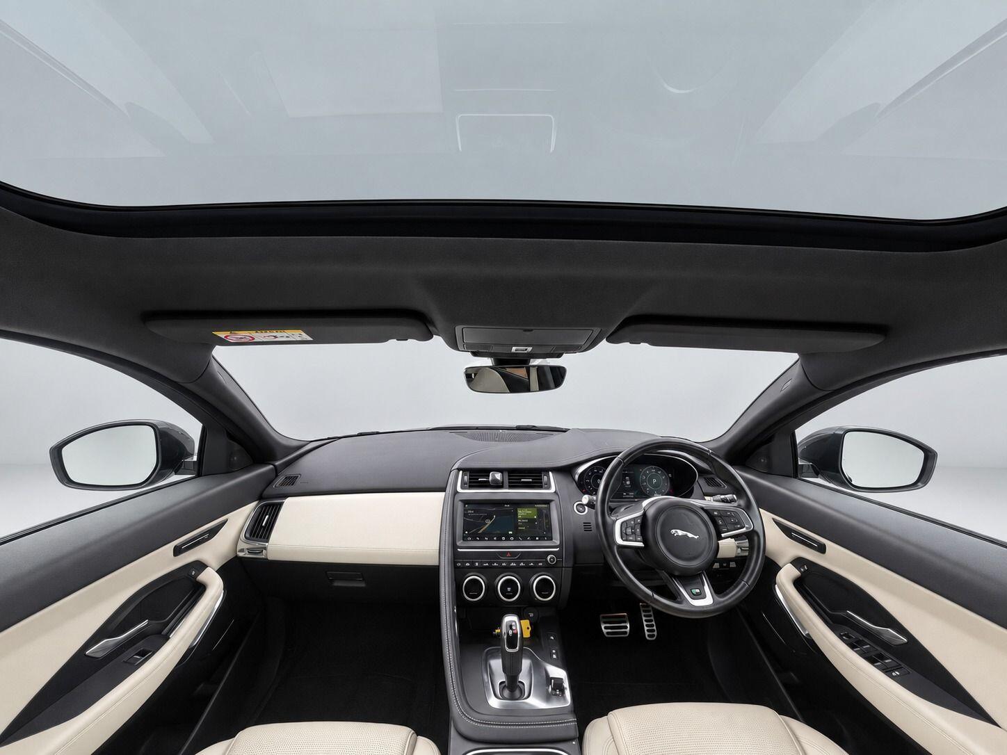 Jaguar E-Pace view 34