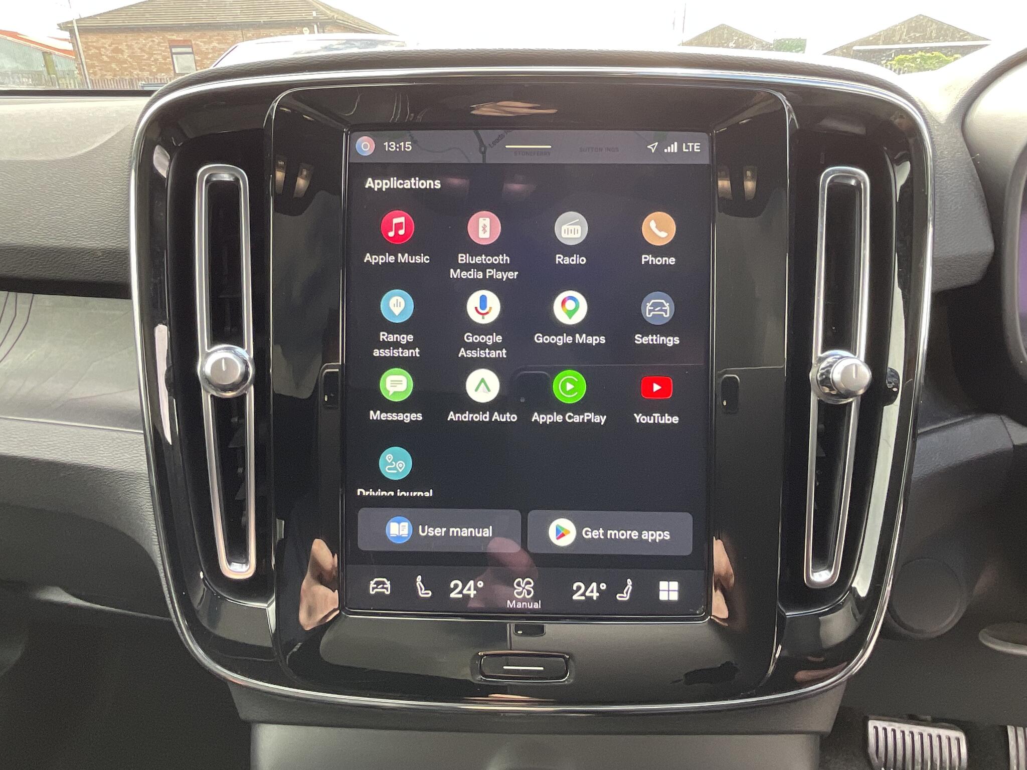 Volvo C40 view 28