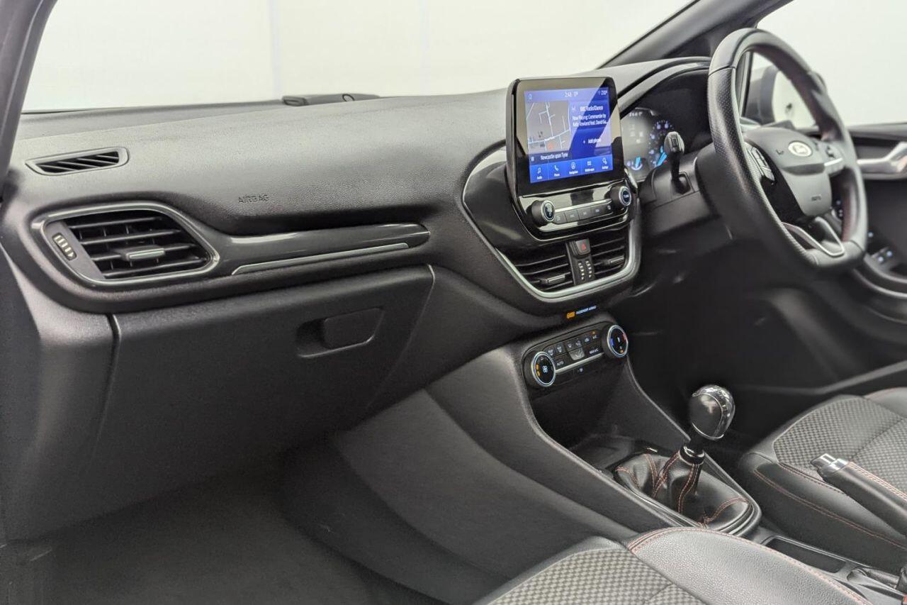 Ford Fiesta view 21