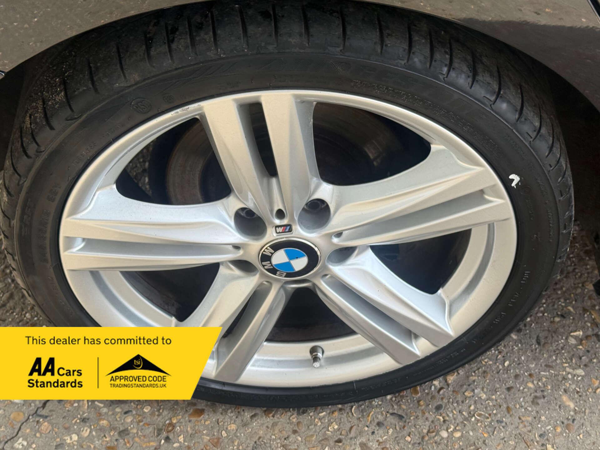 BMW 1 Series view 15