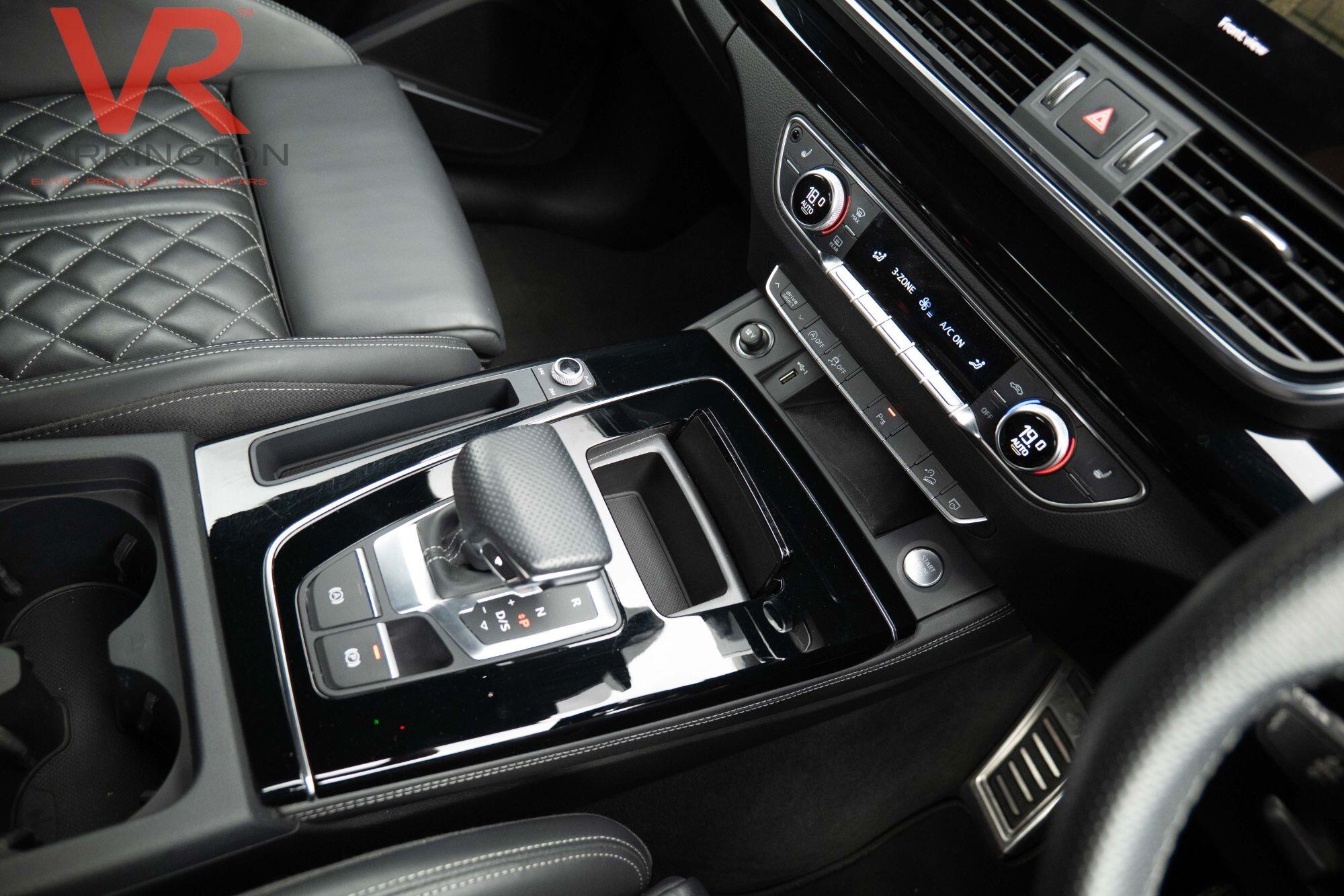 Audi Q5 view 26
