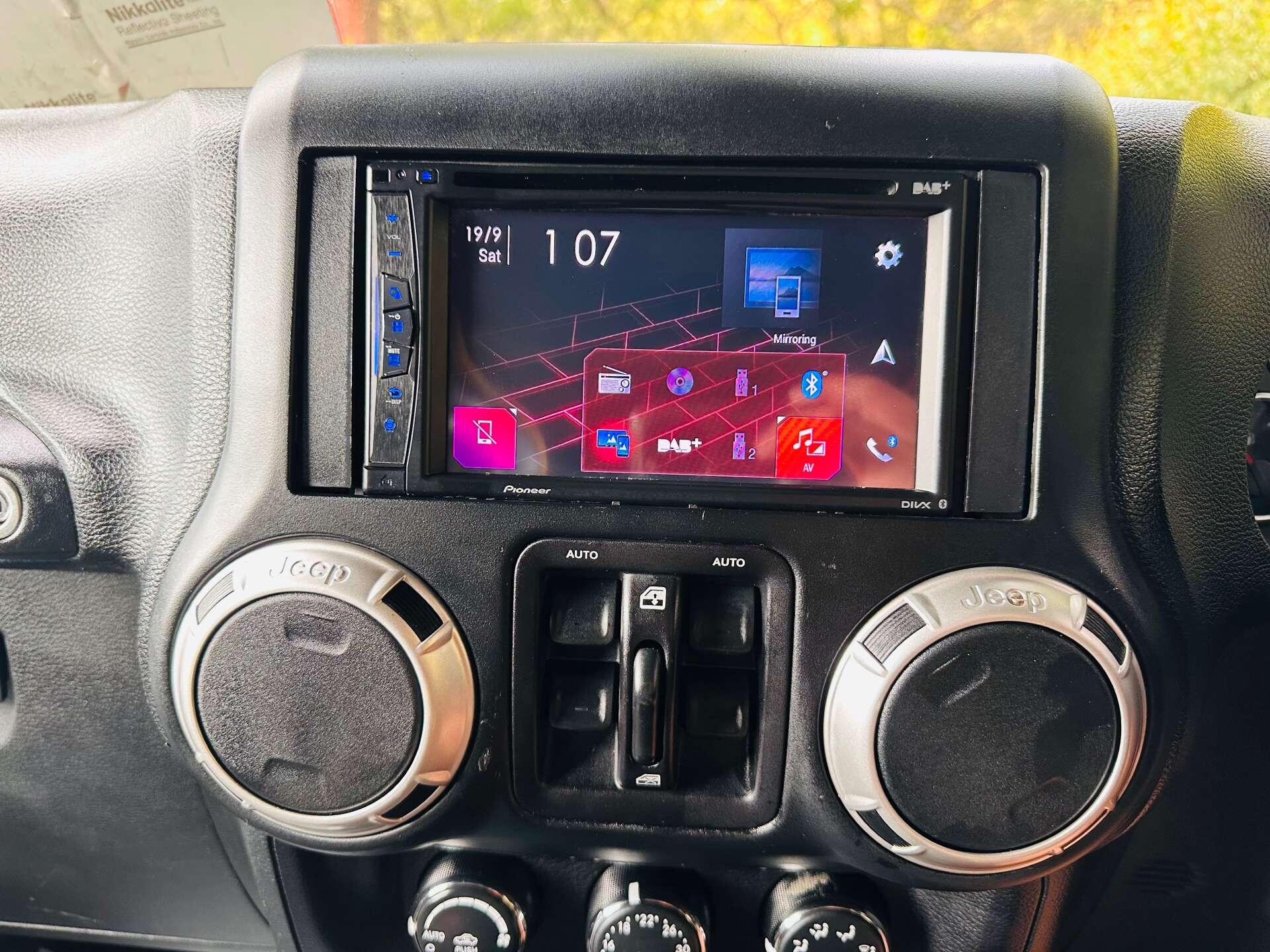 Jeep Wrangler view 18
