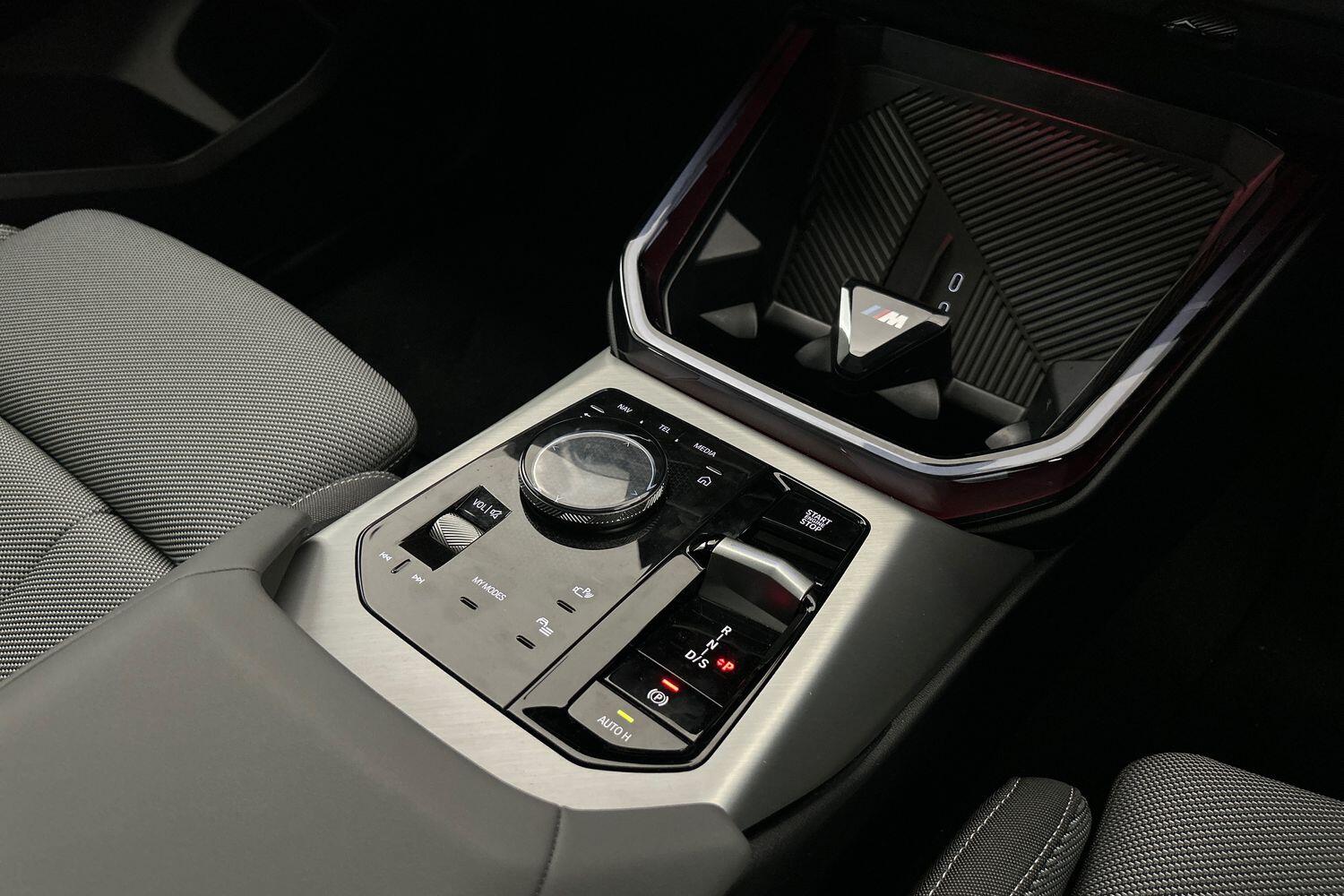 BMW X3 view 11