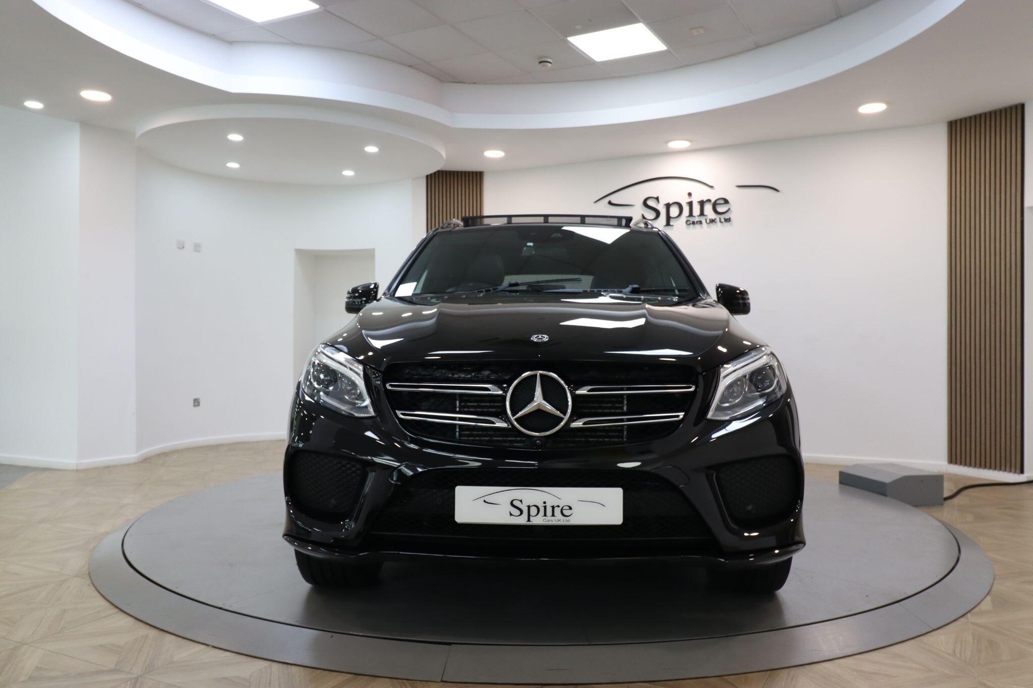 Mercedes-Benz Gle view 2
