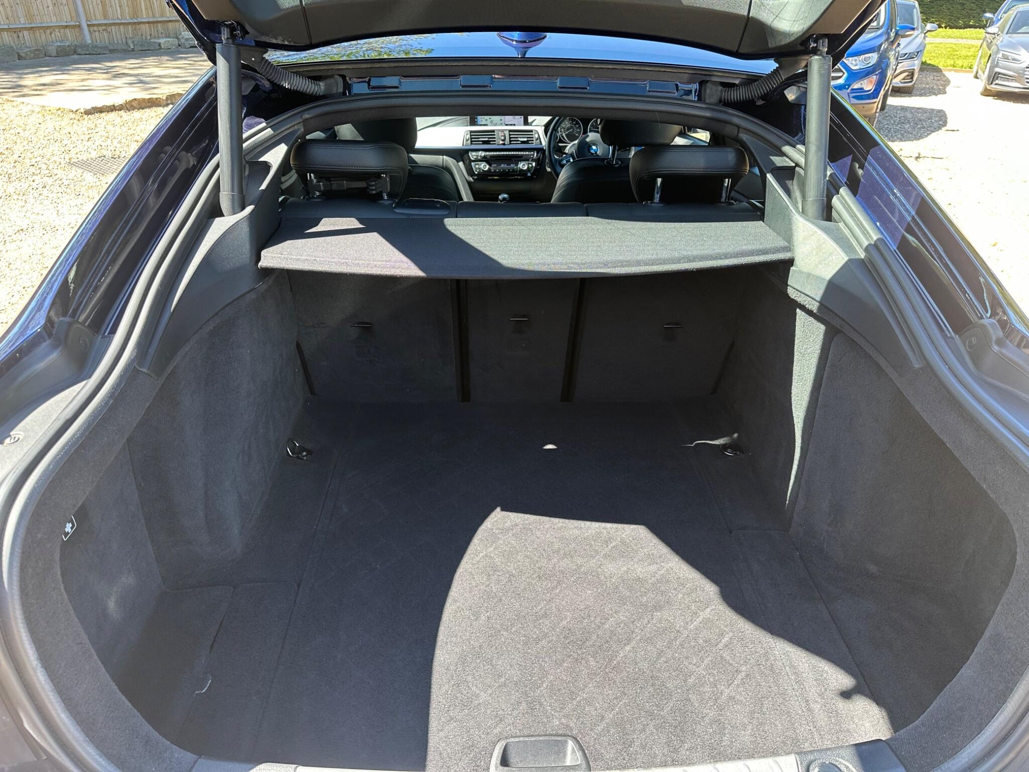 BMW 4 Series view 29