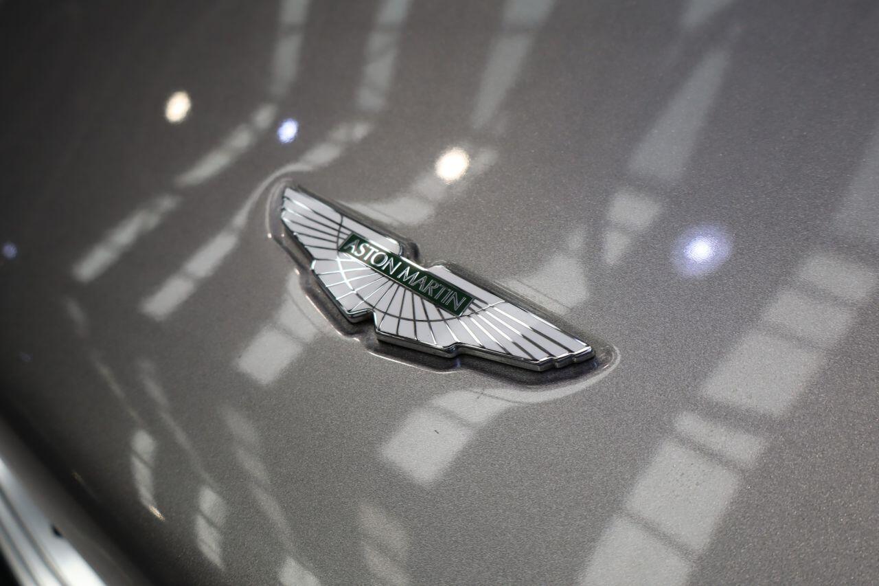 Aston Martin Rapide view 9