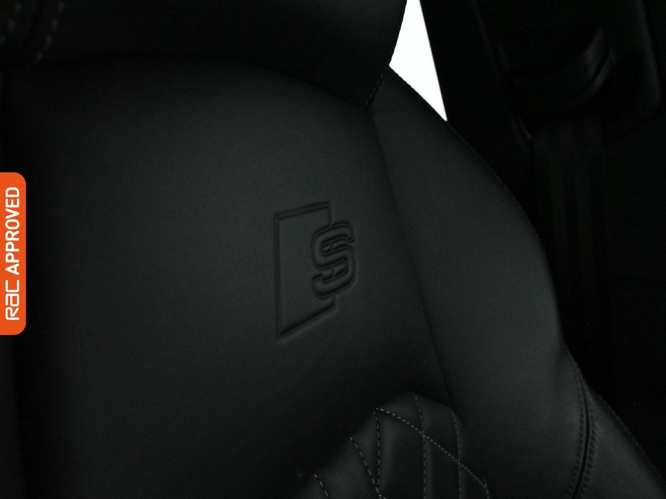 Audi S5 view 23