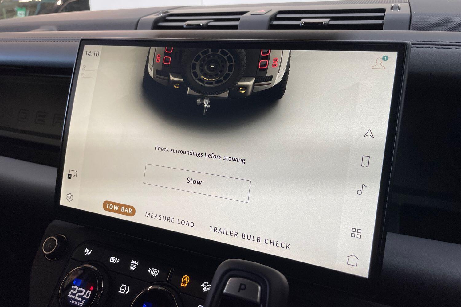Land Rover Defender view 39