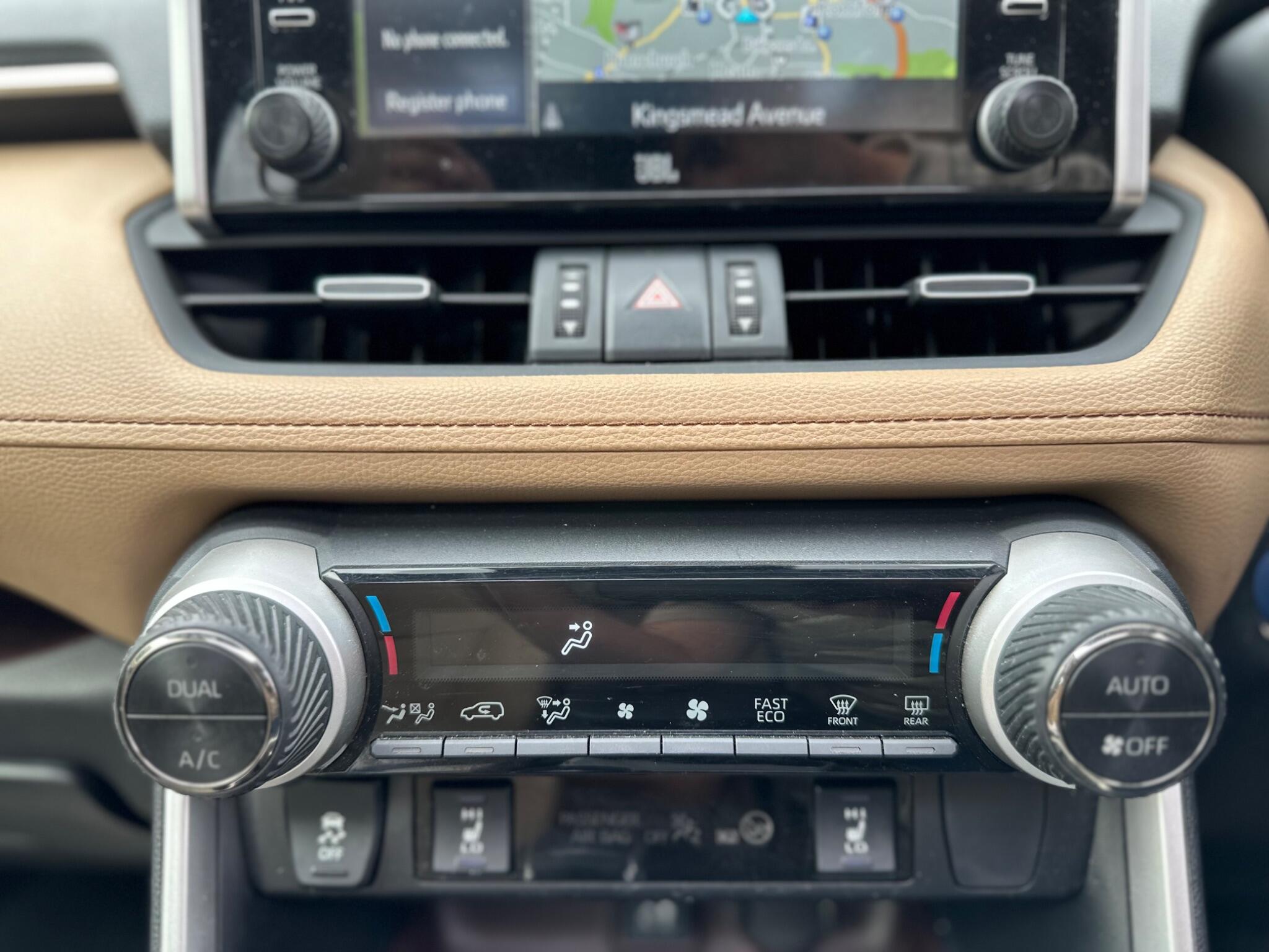 Toyota Rav4 view 29