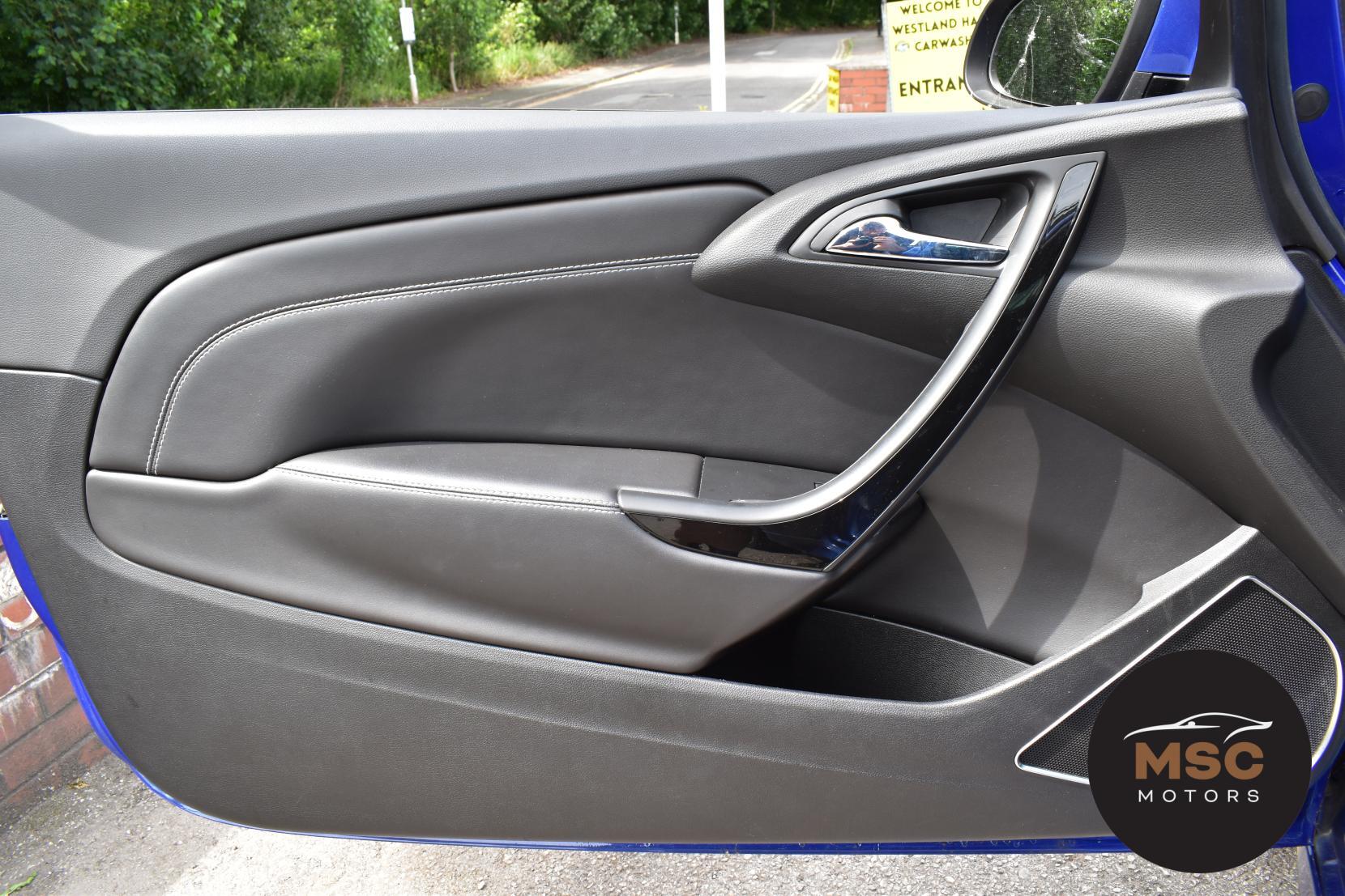Vauxhall Astra GTC view 49
