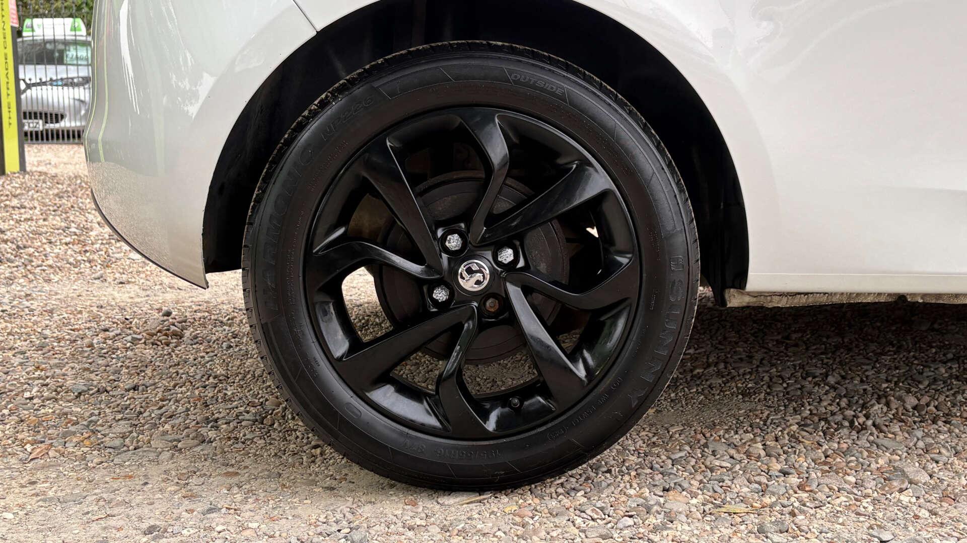 Vauxhall Corsa view 33