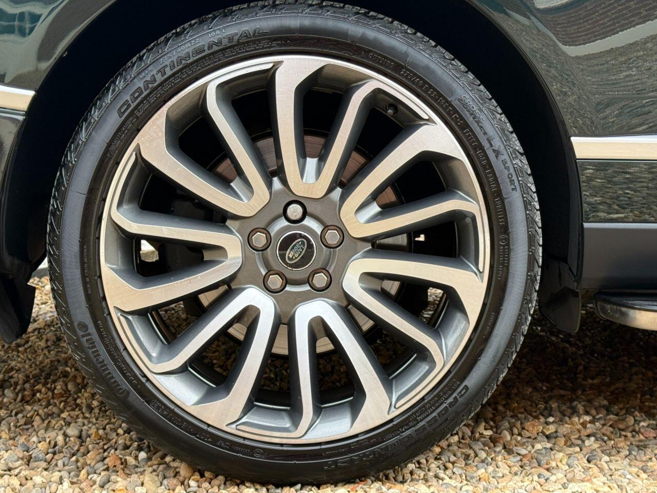 Land Rover Range Rover view 8