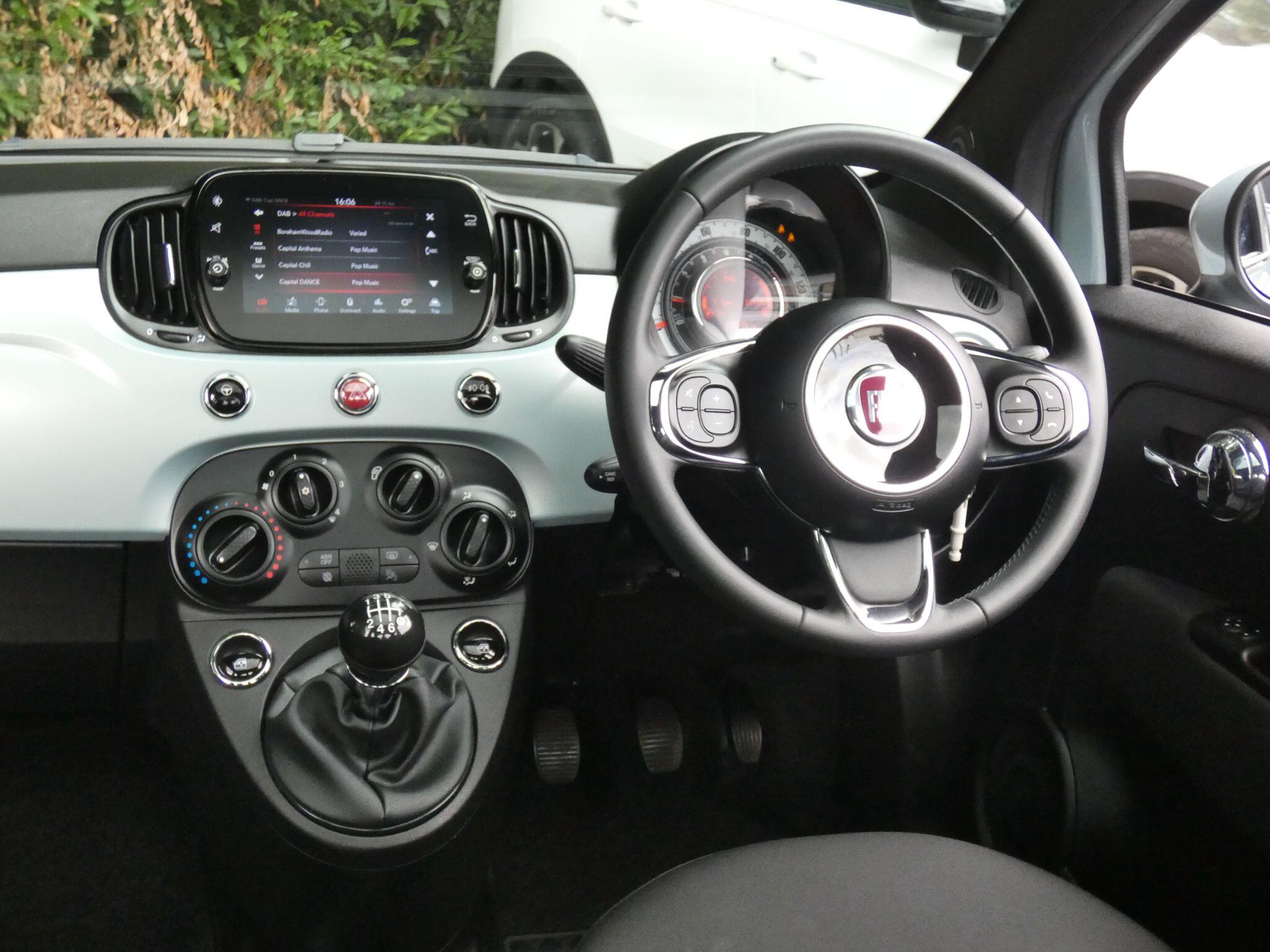 Fiat 500 view 21