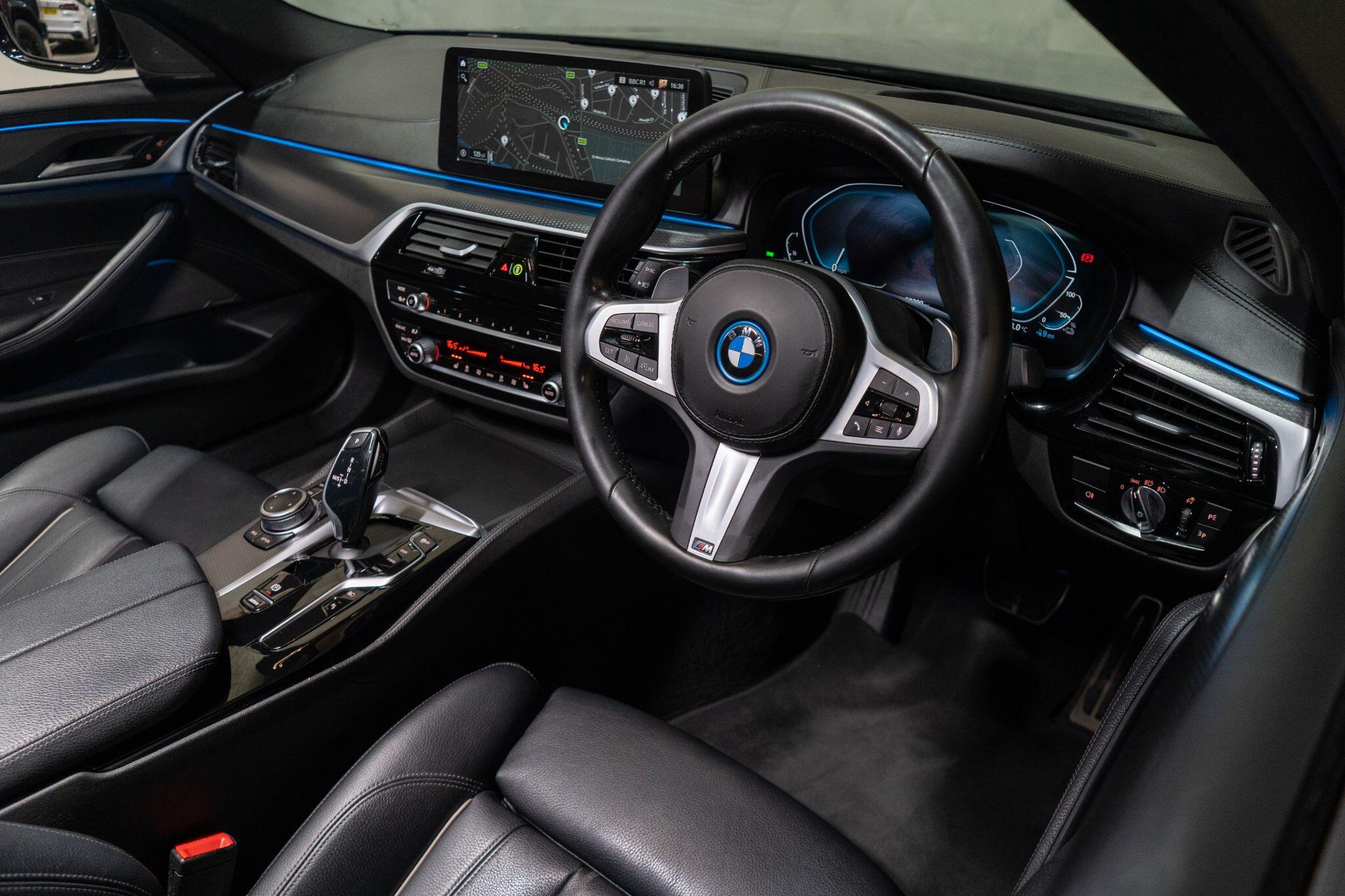 BMW 5 Series view 34