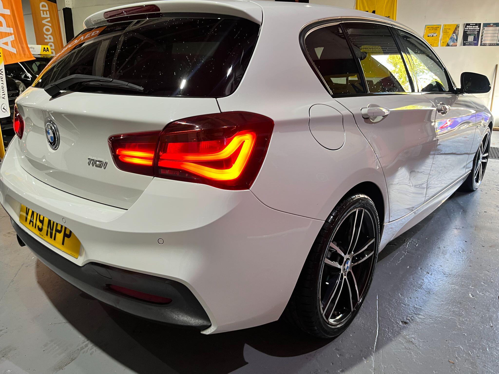 BMW 1 Series view 7