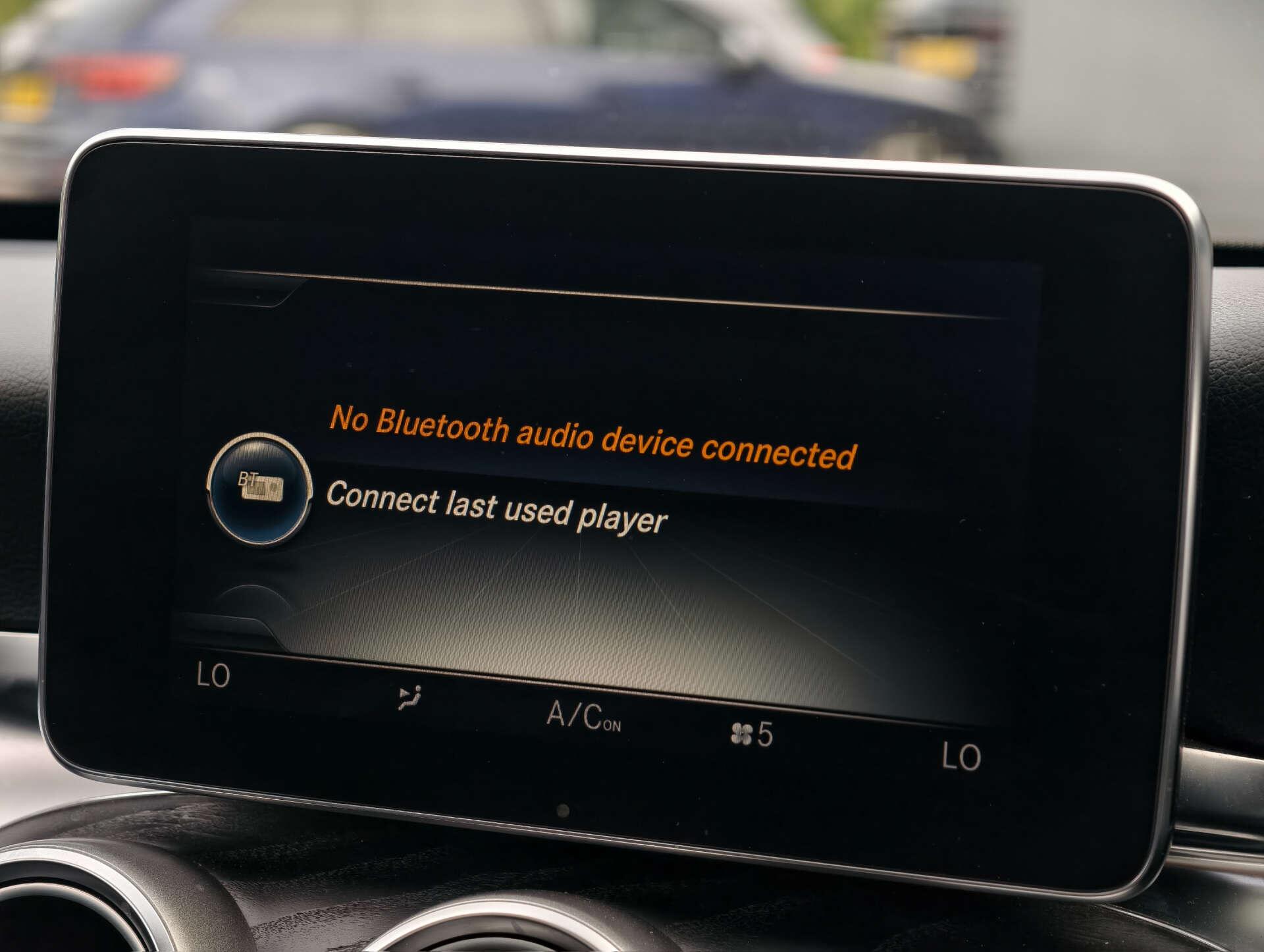 Mercedes-Benz C Class view 34