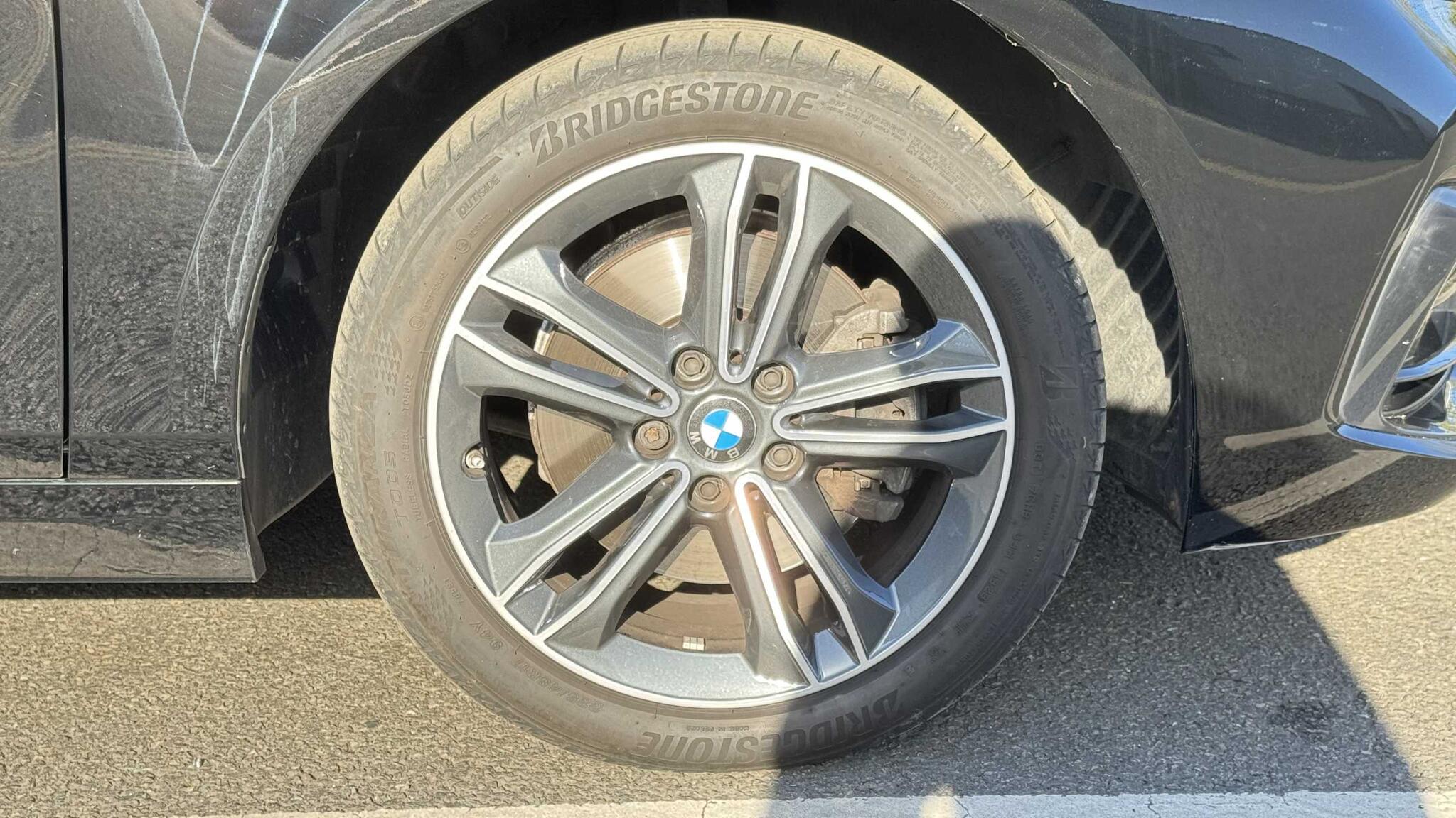 BMW 1 Series view 4