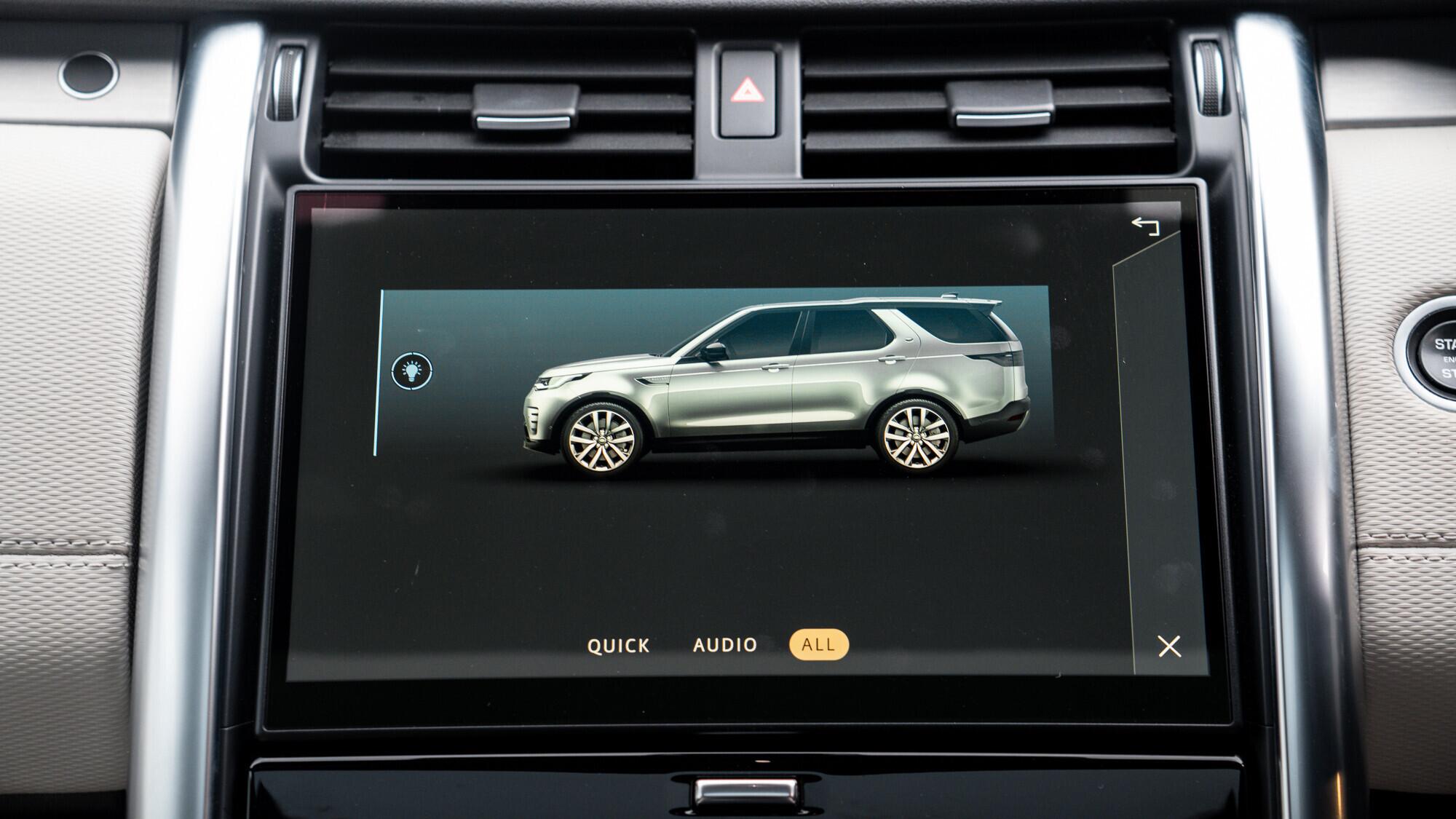 Land Rover Discovery 3 view 31