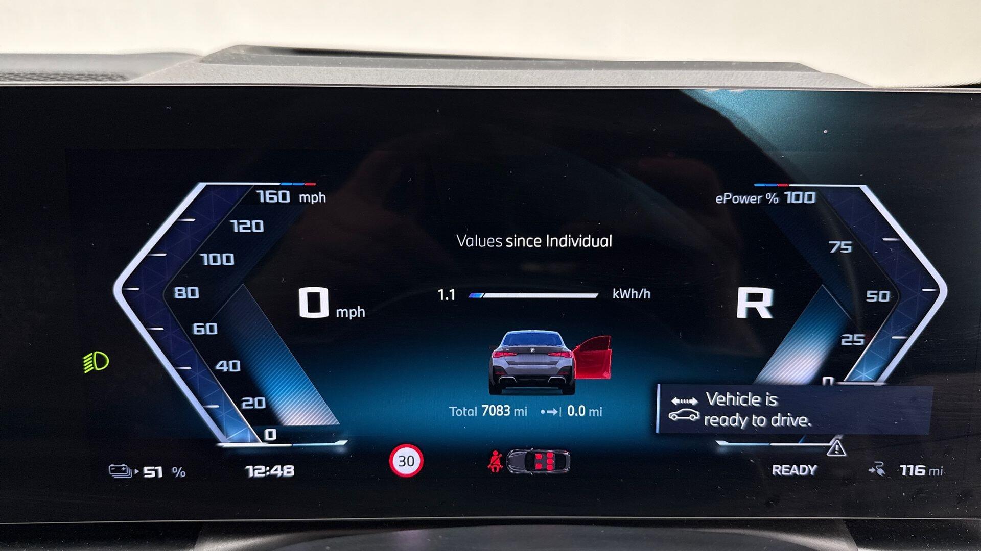 BMW i4 view 9