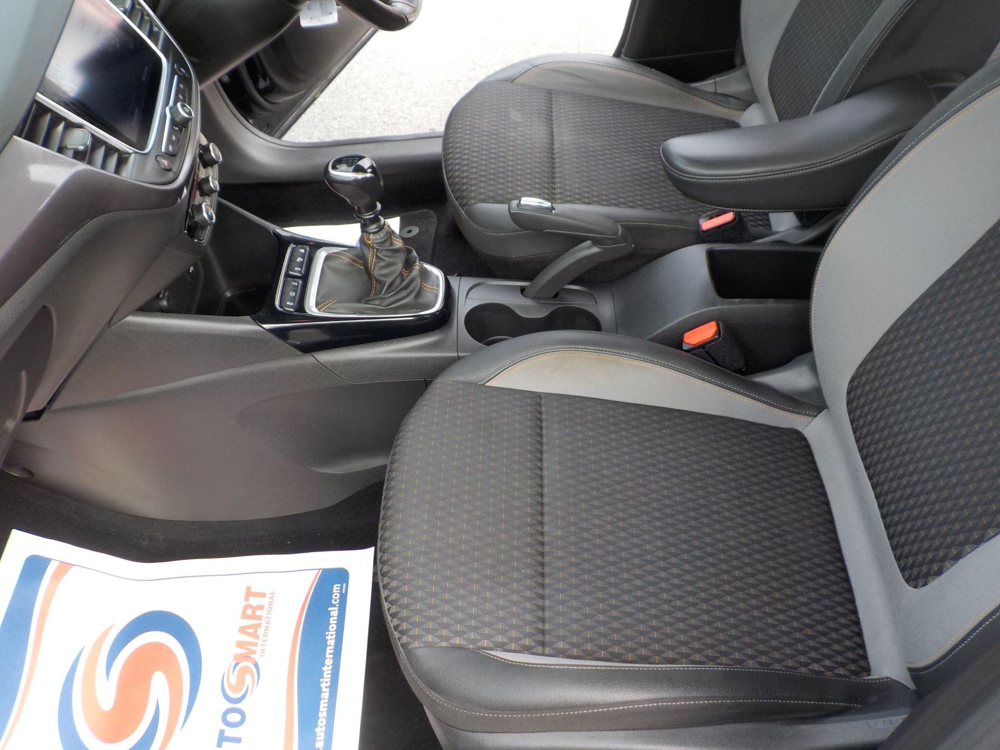 Vauxhall Crossland X 1.5 Turbo D ecoTEC Tech Line Nav Euro 6 (s/s) 5dr