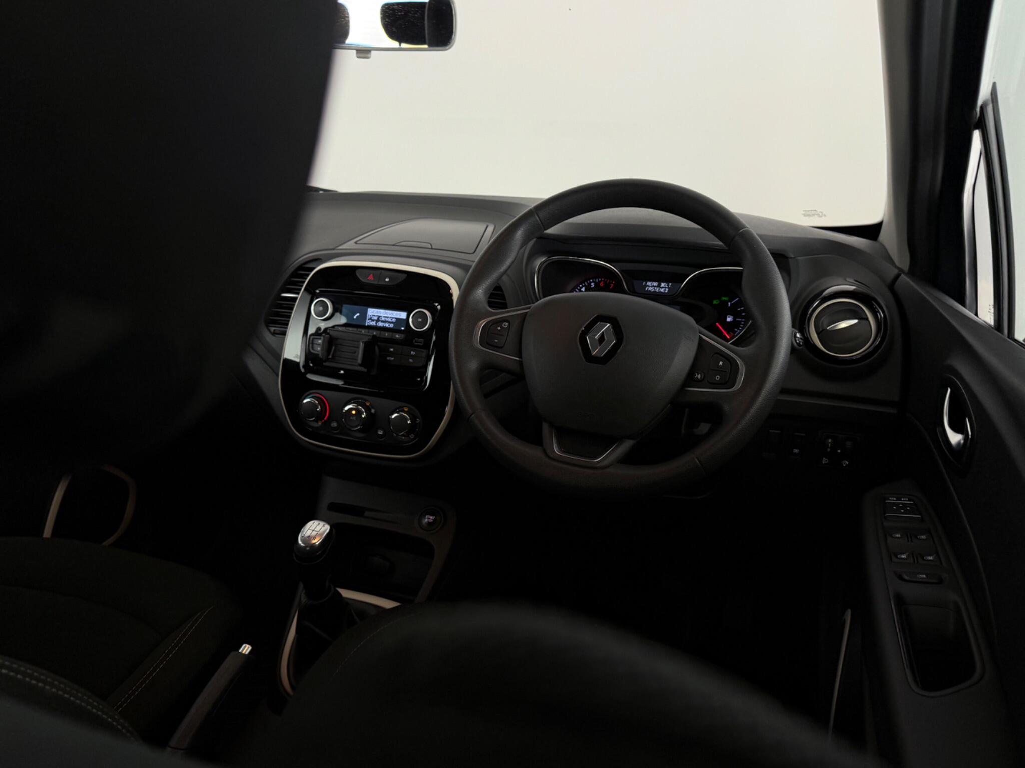 Renault Captur view 13