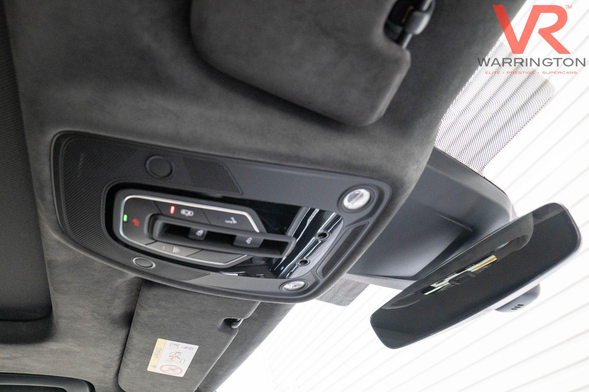 Audi RSQ8 view 45