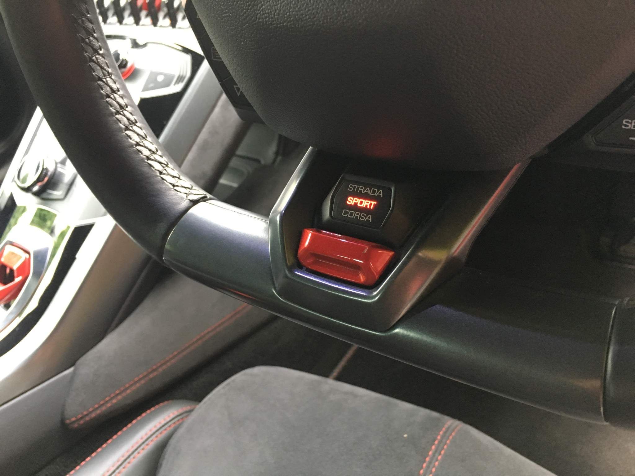 Lamborghini Huracan view 22