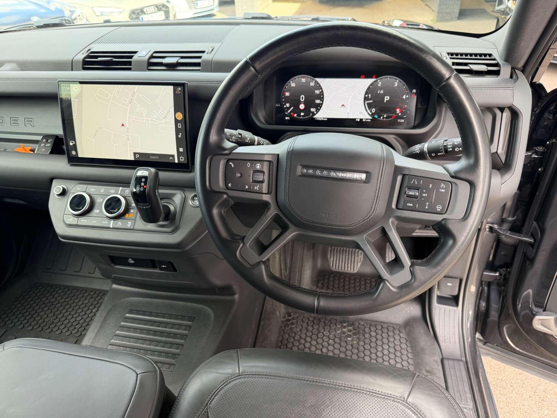 Land Rover Defender view 21