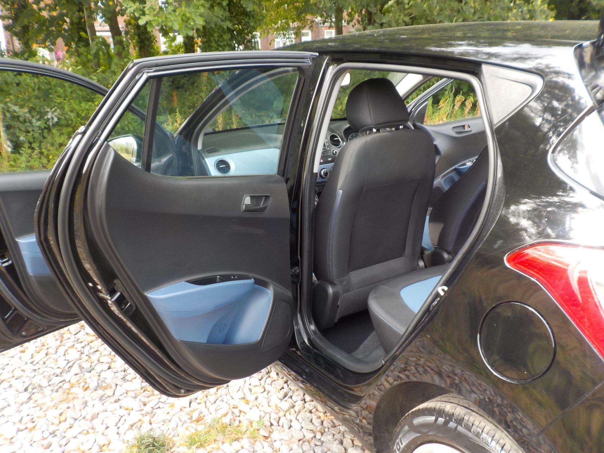 Hyundai i10 1.0 SE Euro 5 5dr