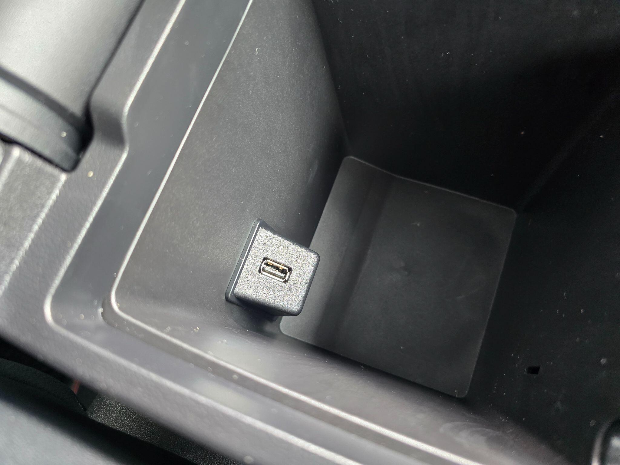 Ford Focus view 28