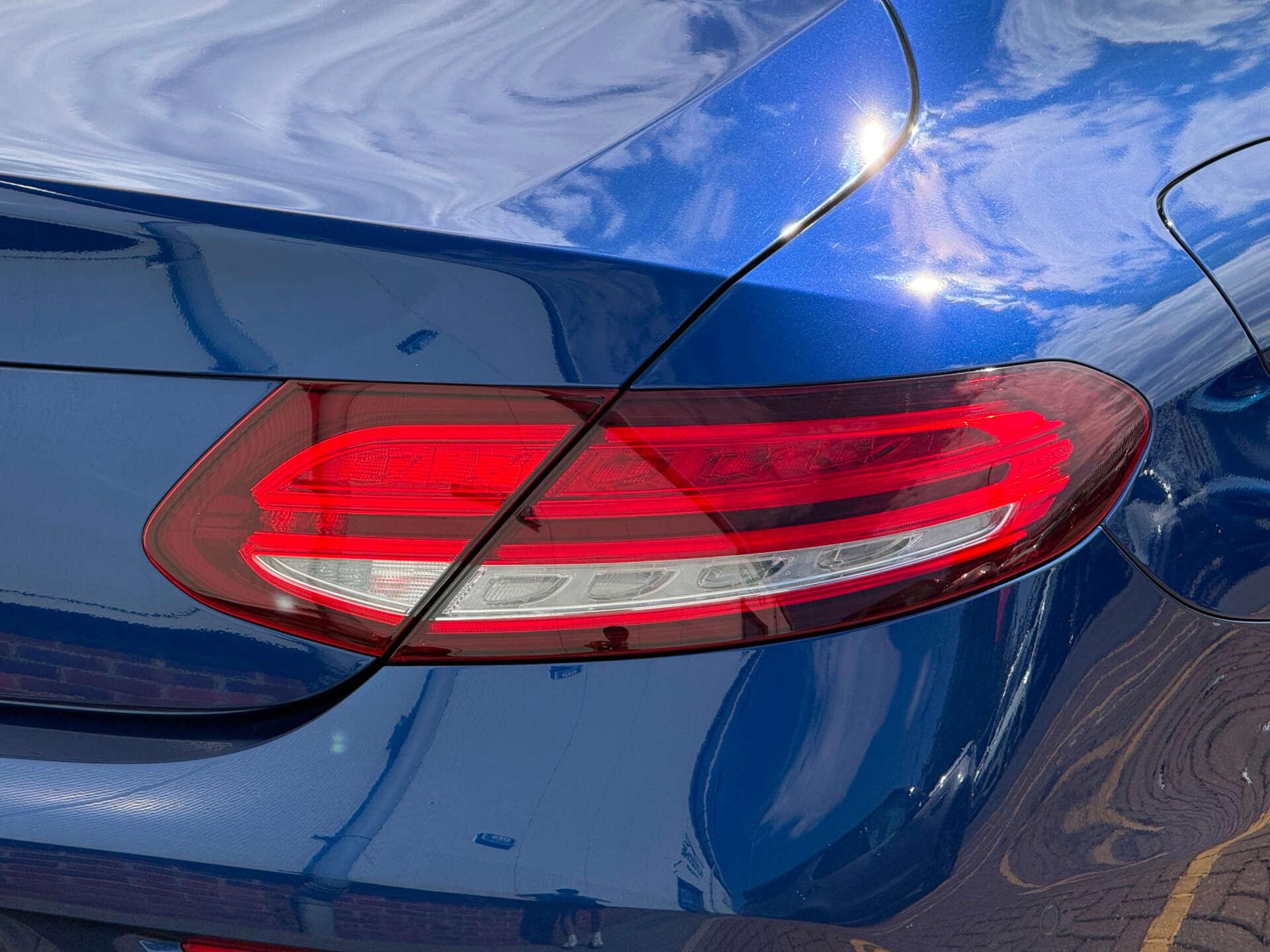 Mercedes-Benz C Class view 14