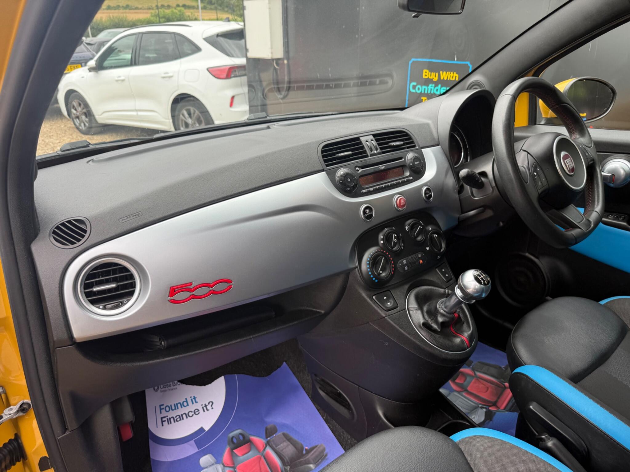 Fiat 500 view 22