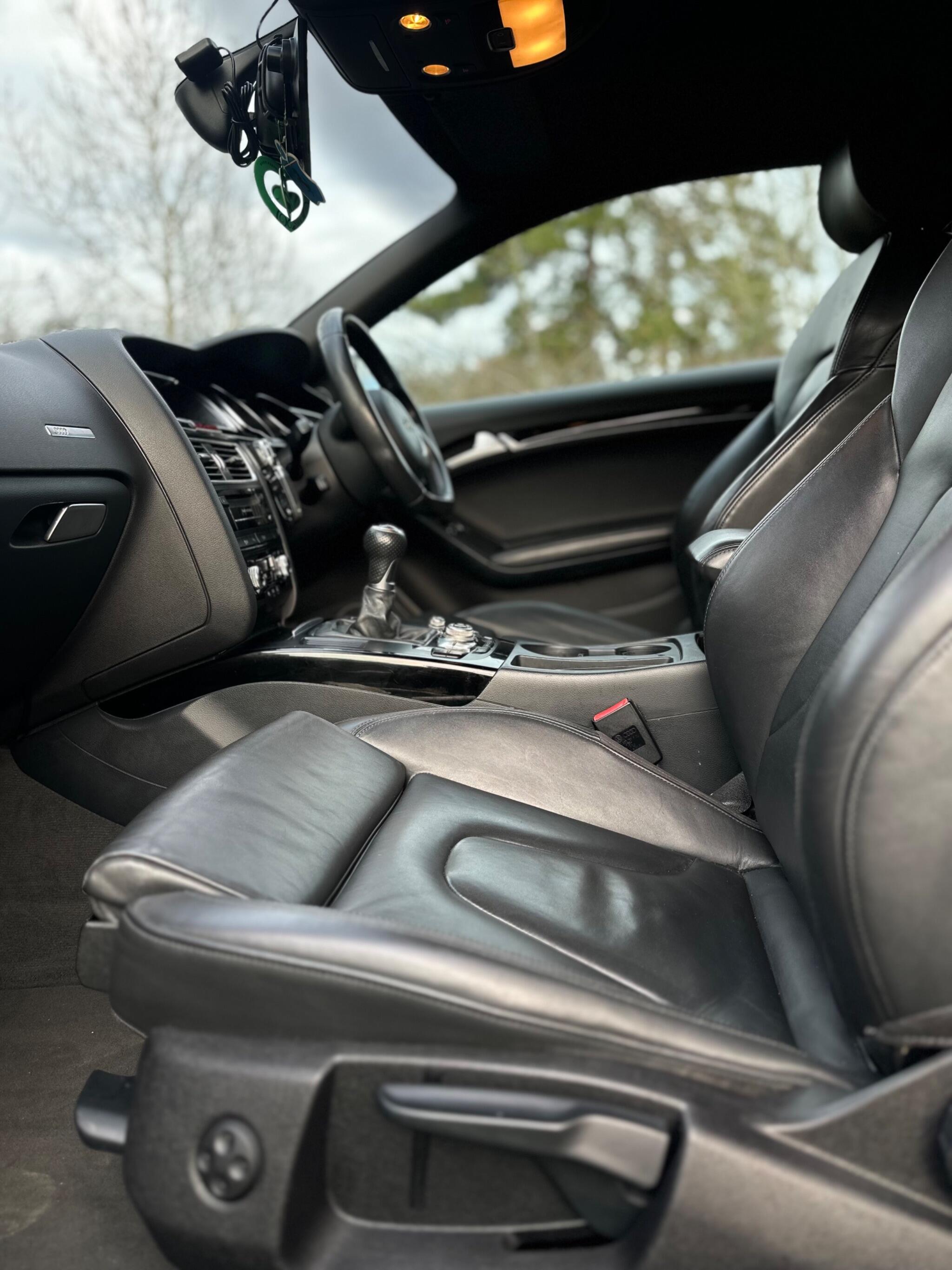 2013 Audi A5 2.0 TDI Black Edition Euro 5 (s/s) 2dr • 118,000 miles image 12