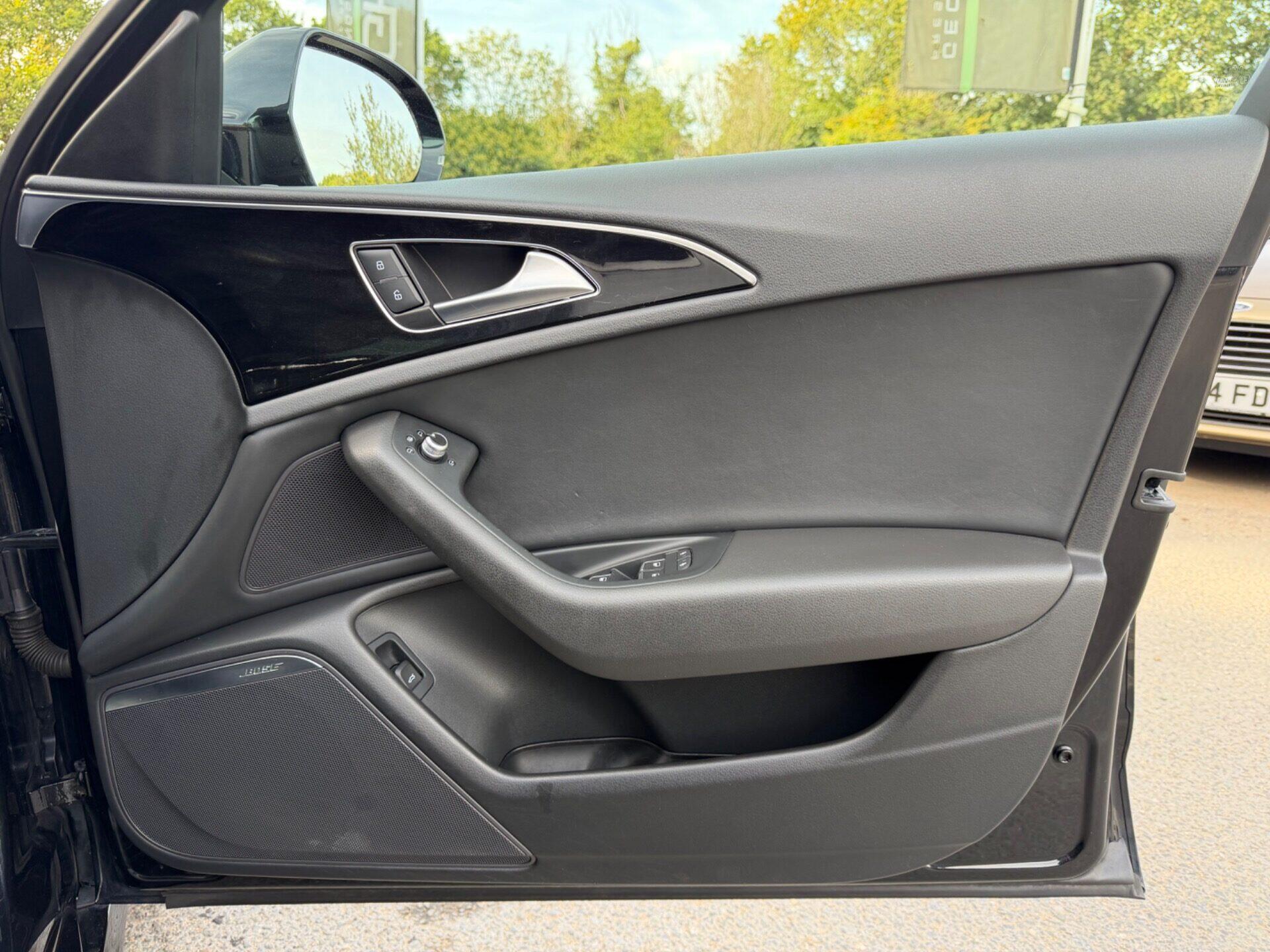 Audi A6 view 36