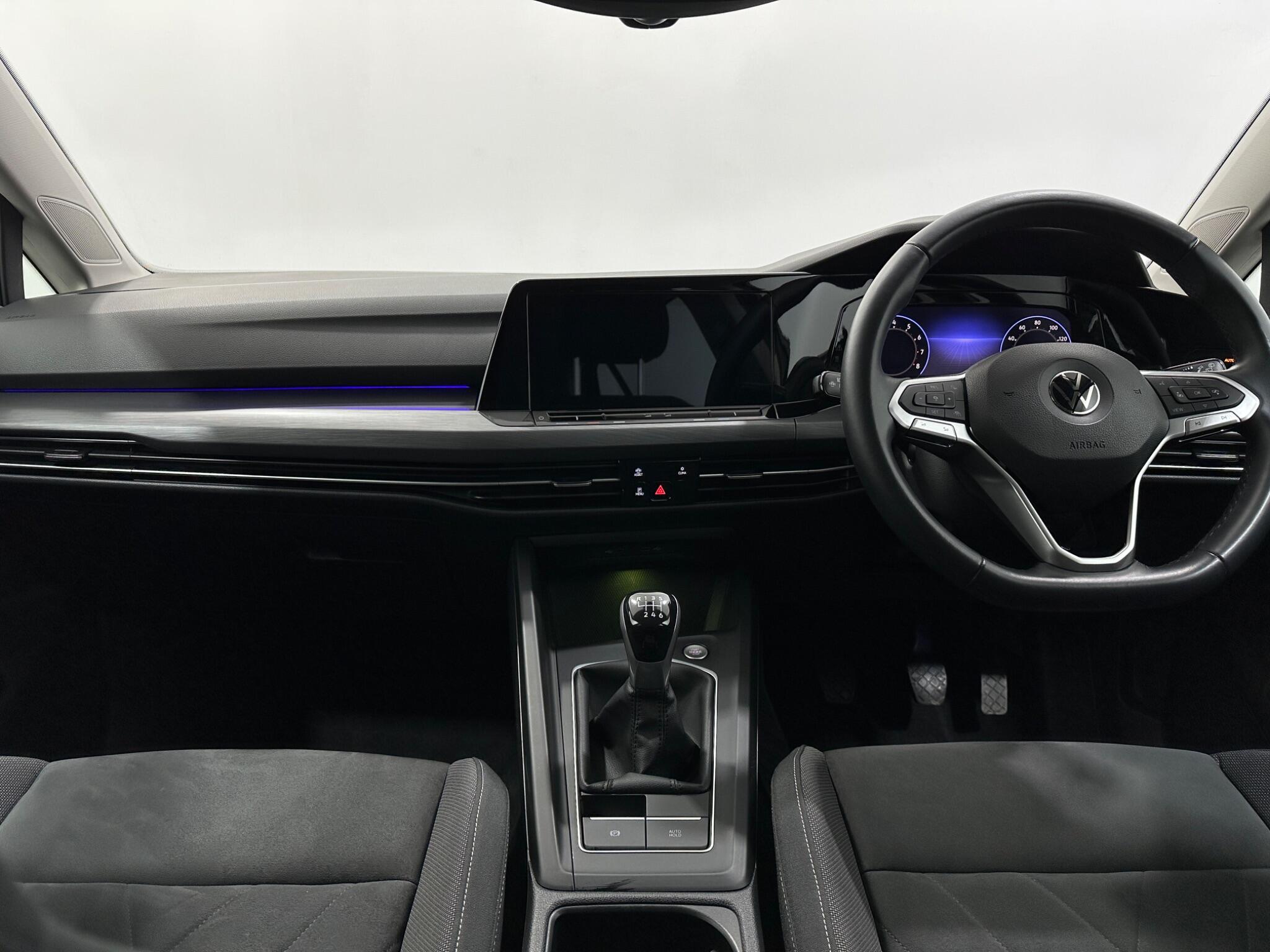 Volkswagen Golf view 20
