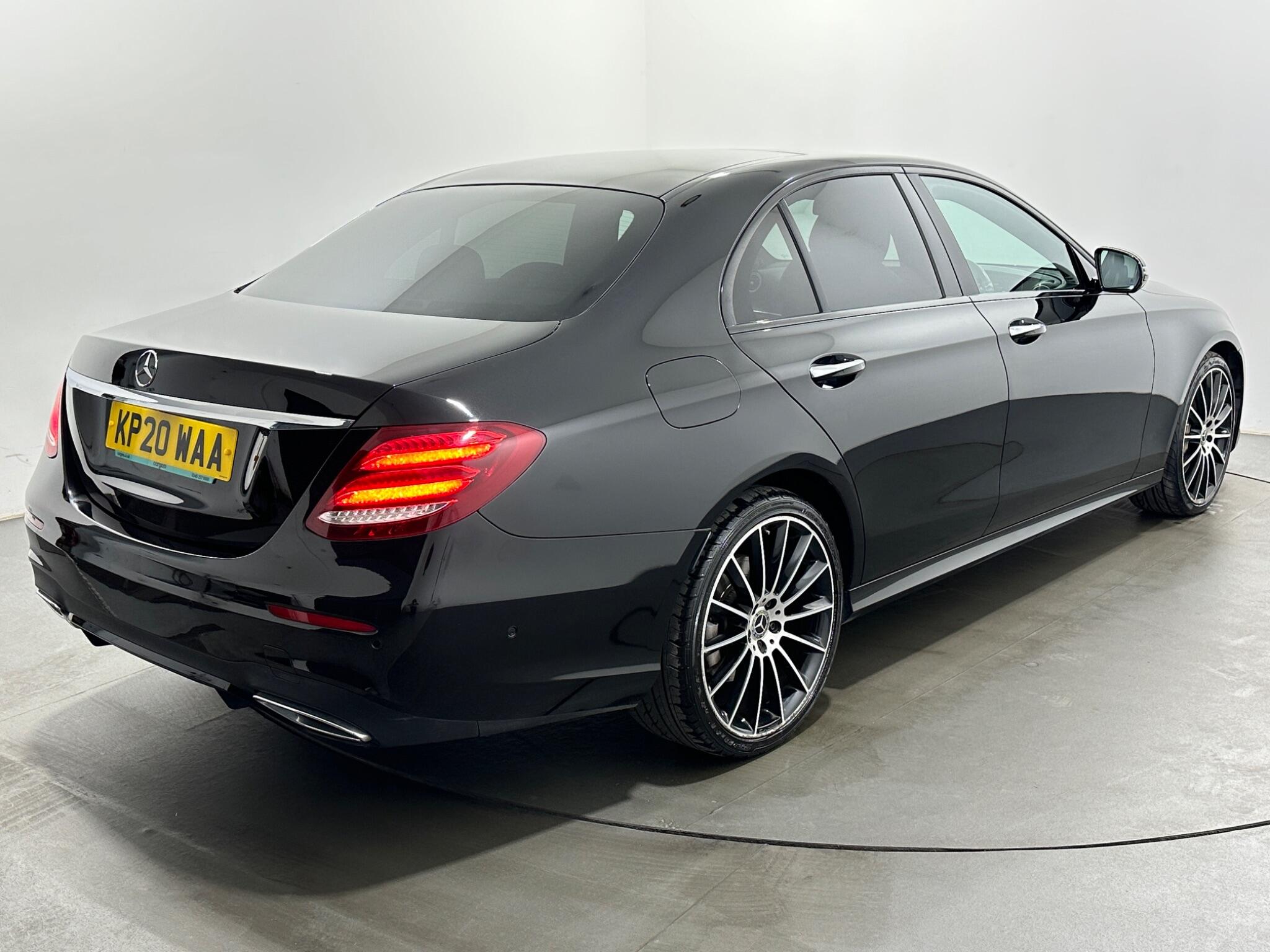 Mercedes-Benz E-Class view 51