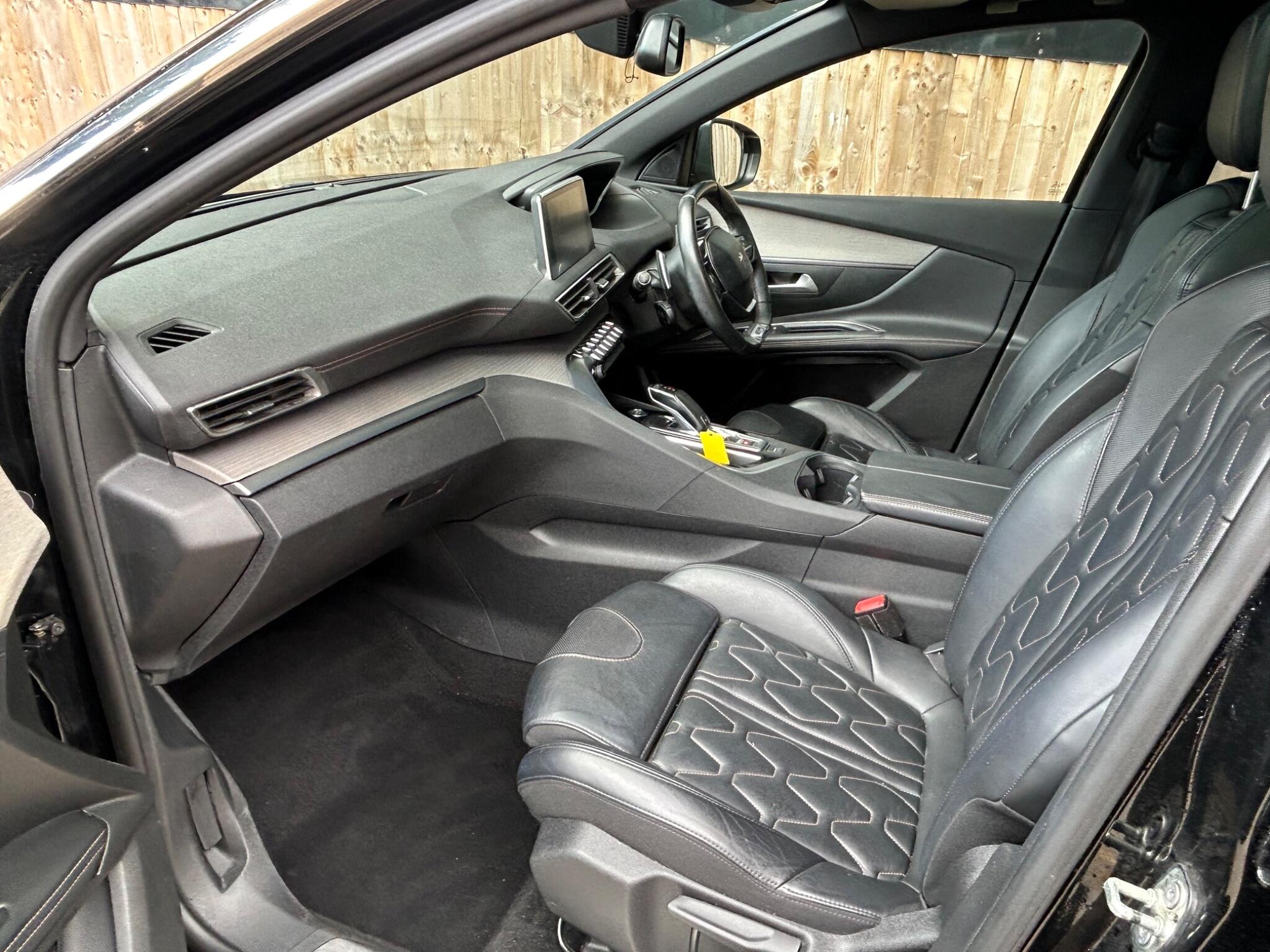 Peugeot 5008 view 35