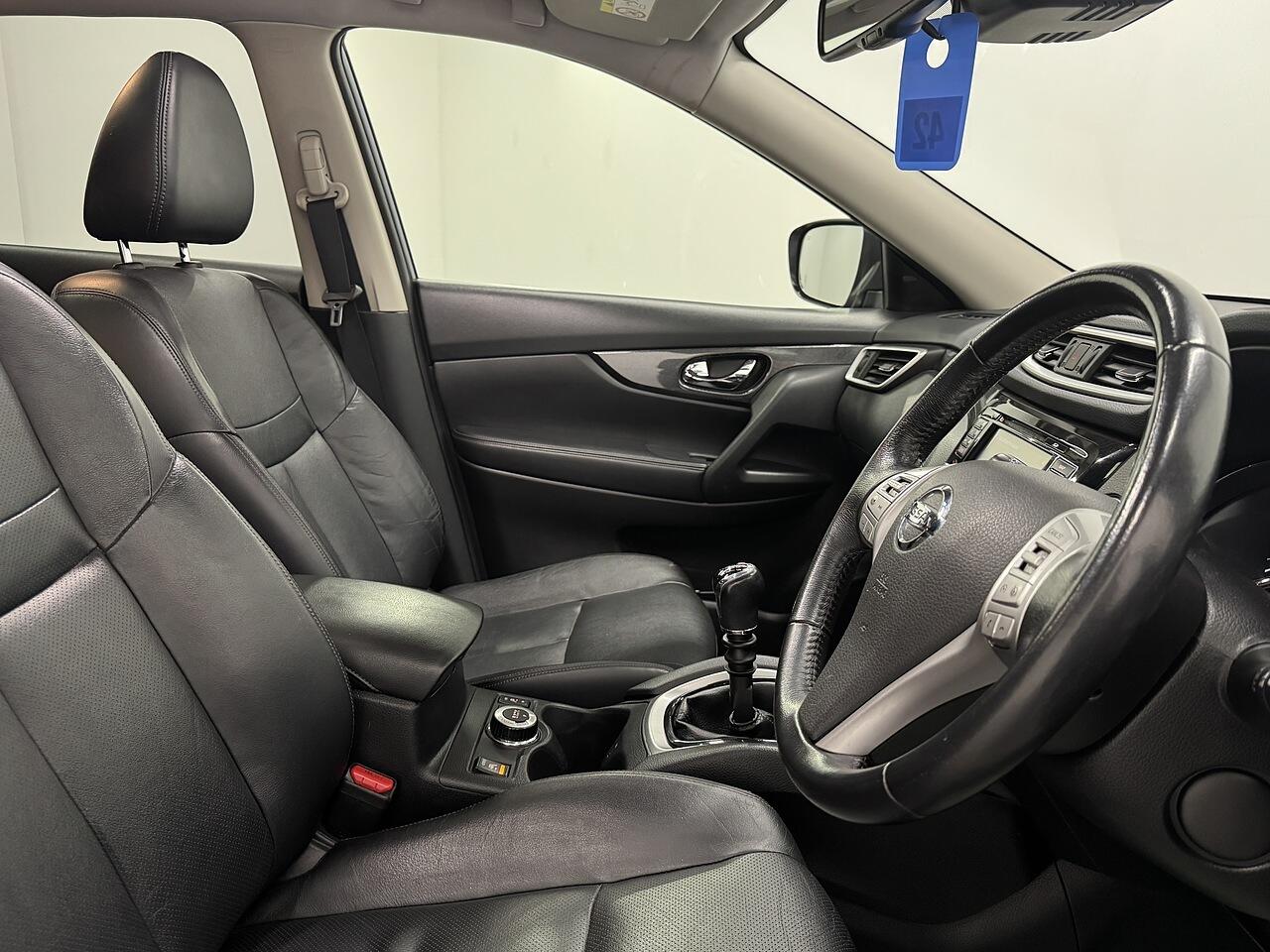 Nissan X-Trail view 10