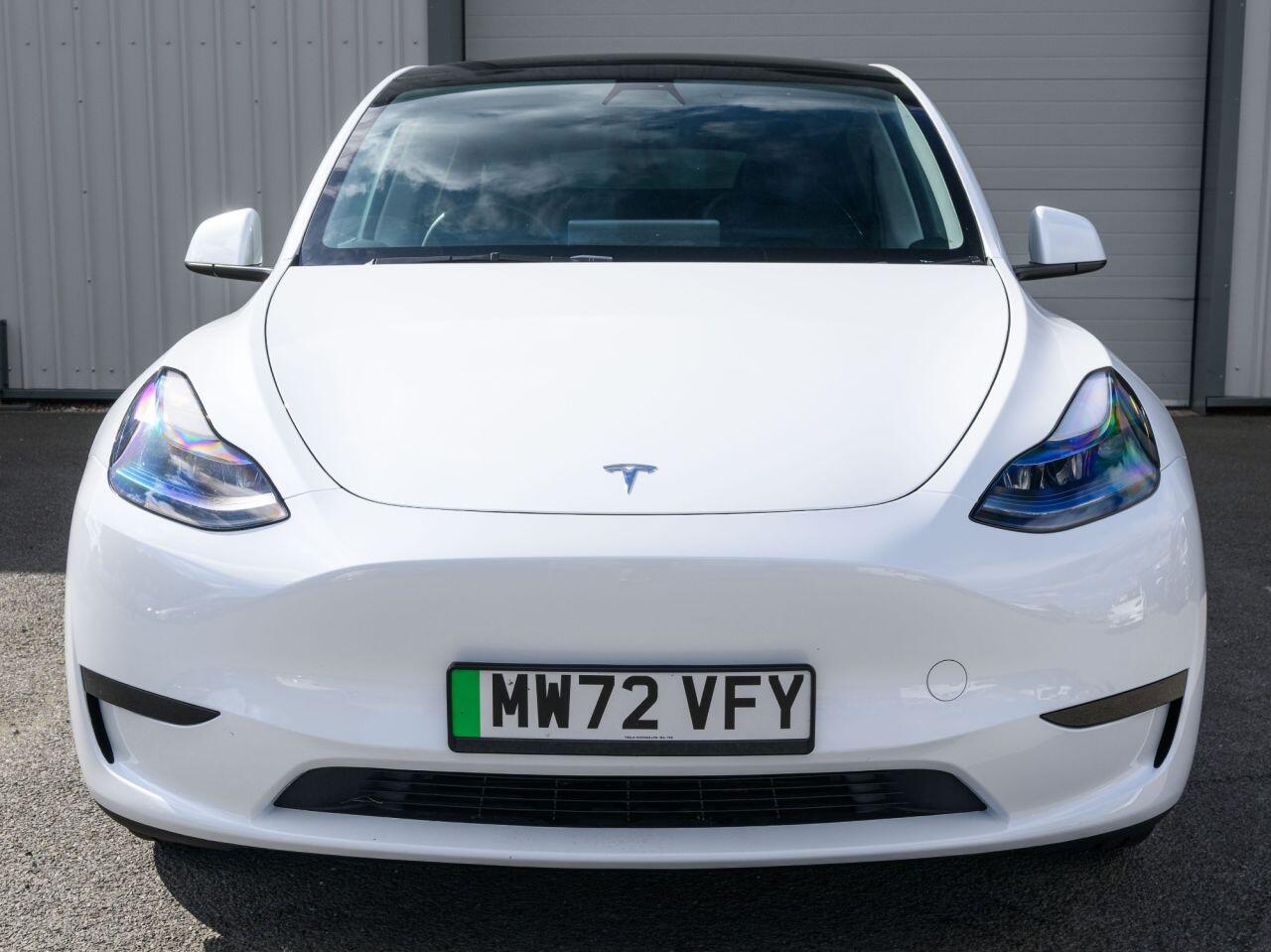 Tesla Model Y view 4
