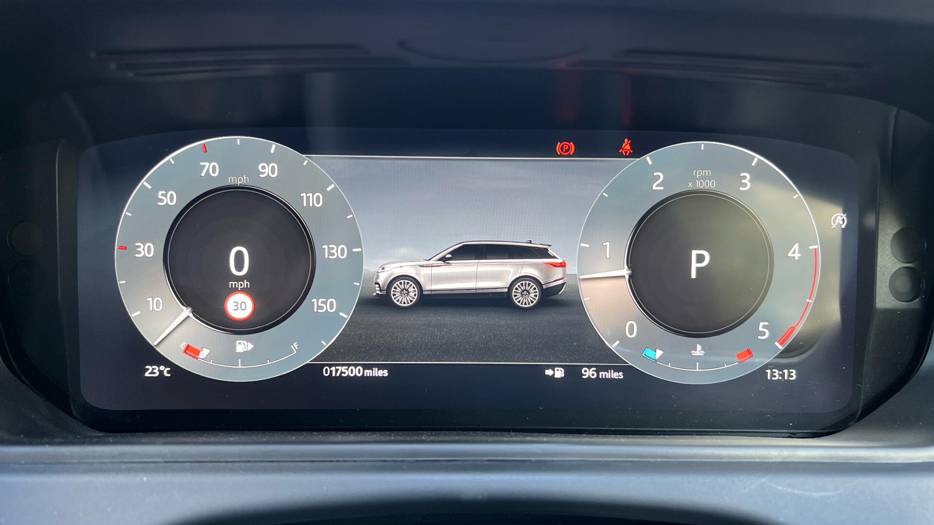 Land Rover Range Rover Velar view 19