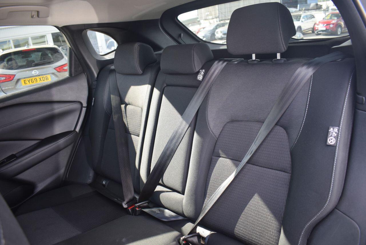 Nissan Qashqai view 17