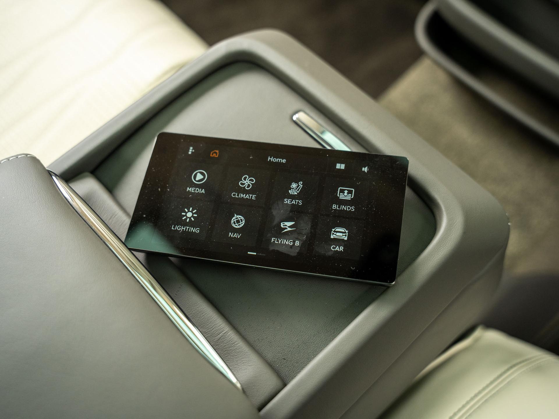Bentley Flying Spur view 33